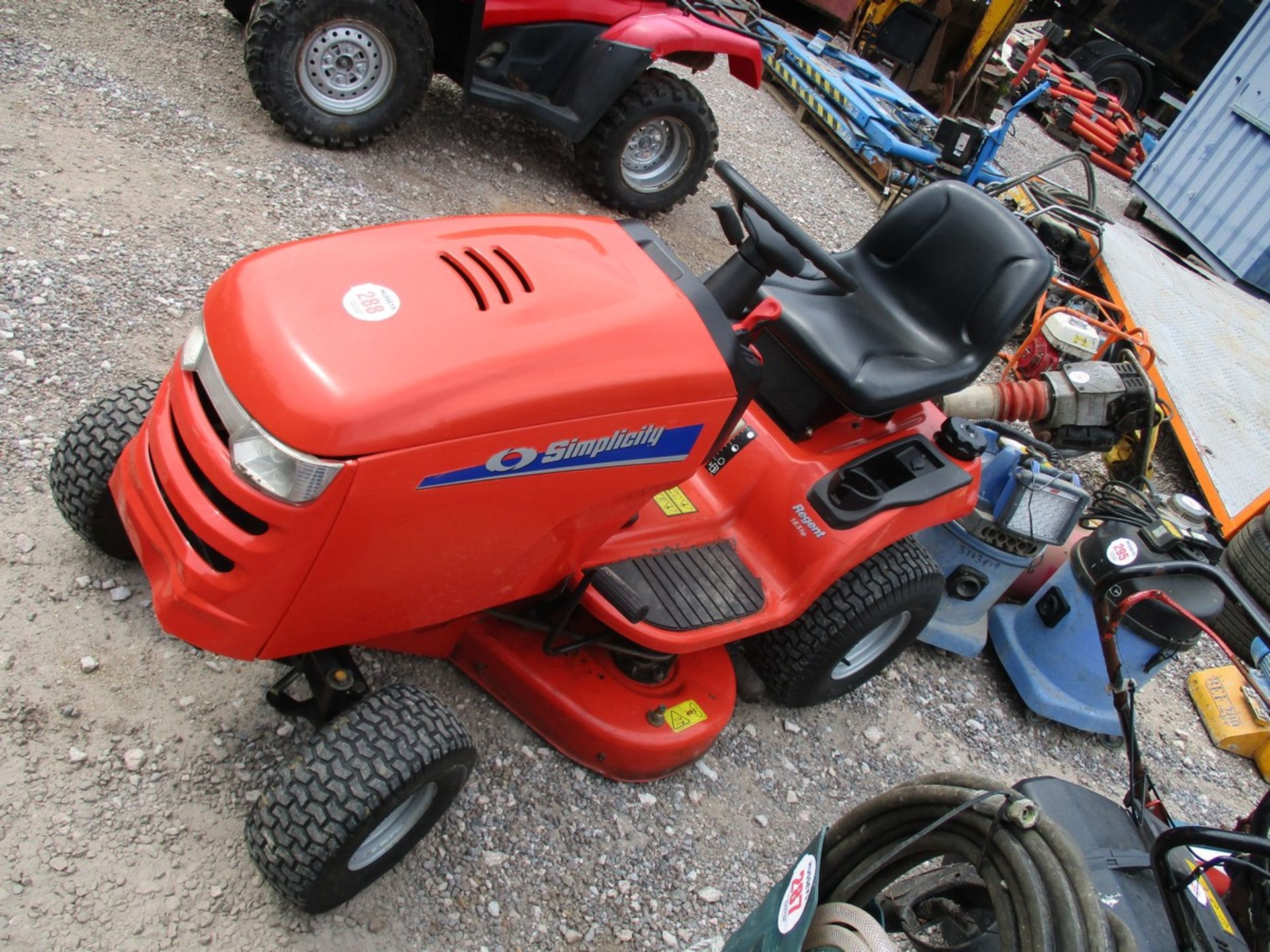 SIMPLICITY RIDE ON MOWER - Image 2 of 4