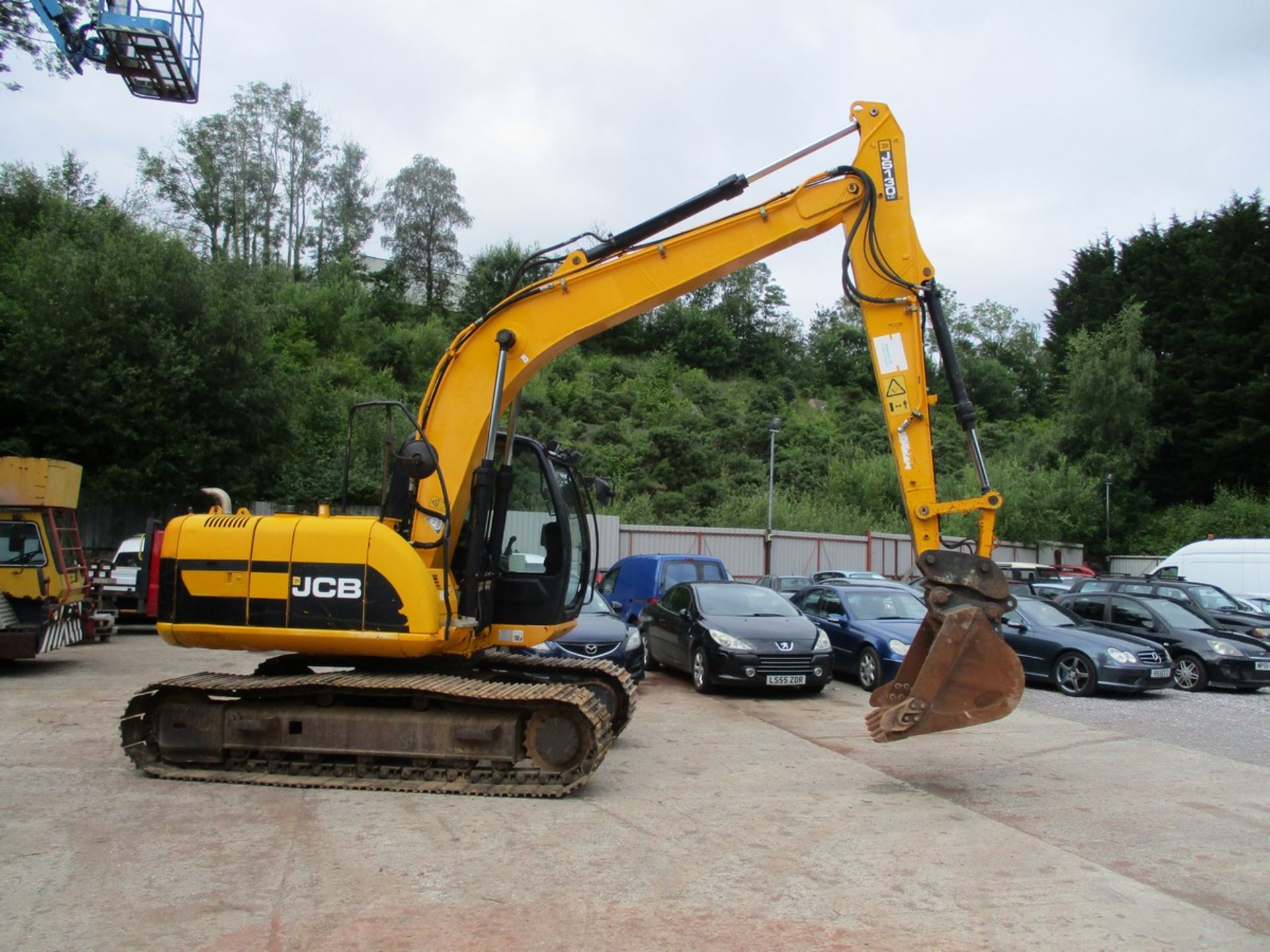 JCB JS130 EXCAVATOR C.W 1 BUCKET 2011 5605HRS - Image 8 of 16