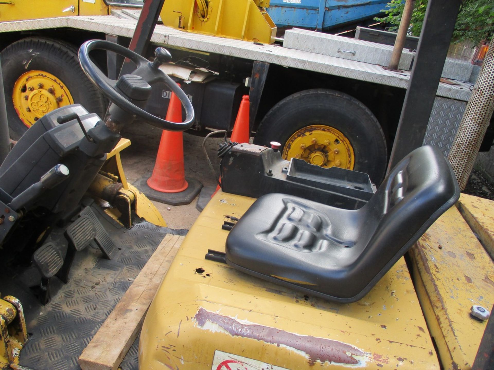 CATERPILLAR 35 DIESEL FORKLIFT - Image 4 of 4