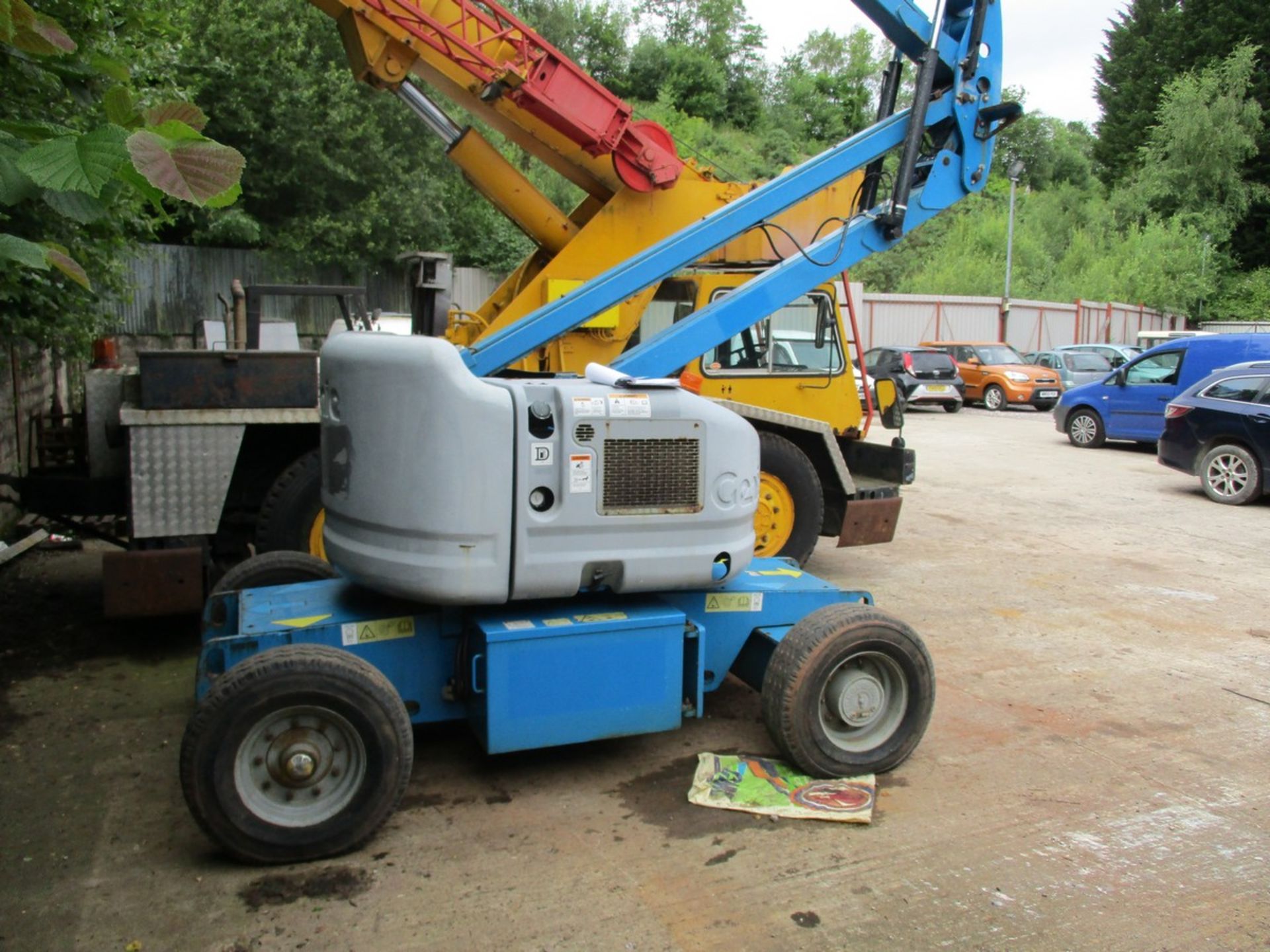 GENIE Z-45/25J WHEELED MAN LIFT 1602HRS - Image 3 of 12