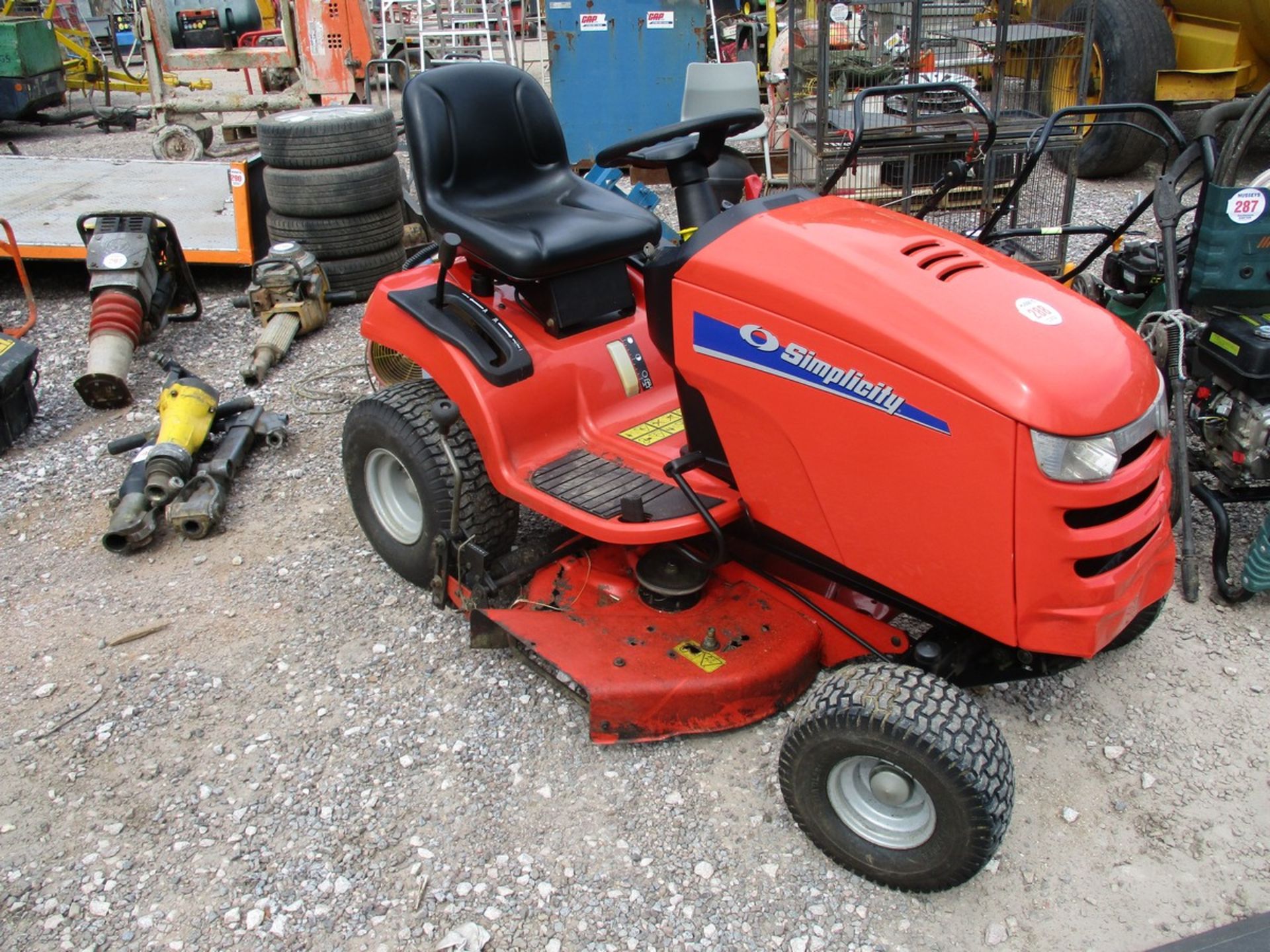 SIMPLICITY RIDE ON MOWER