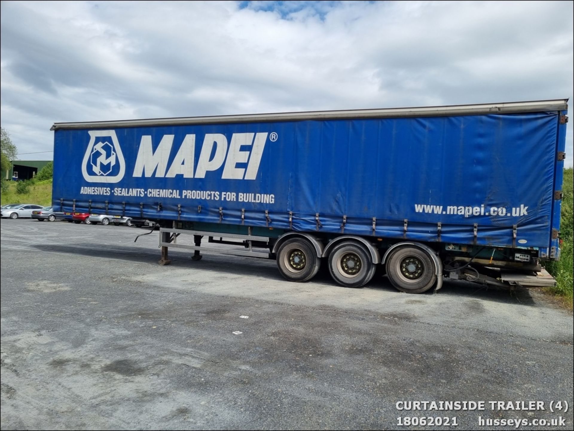 CURTAIN SIDE TRAILER C/W TAIL LIFT - Image 4 of 11