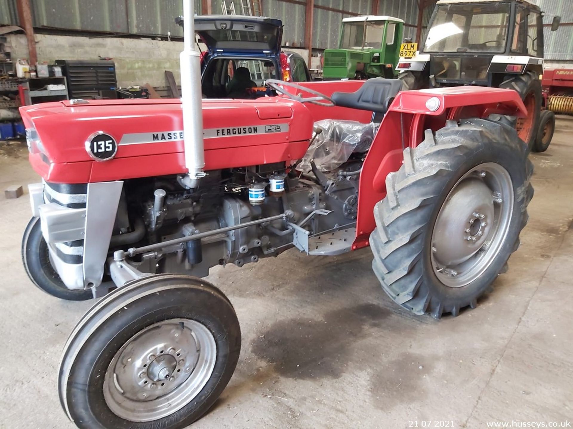 MASSEY FERGUSON 135 TRACTOR (RECENTLY RESTORED 6000HRS)