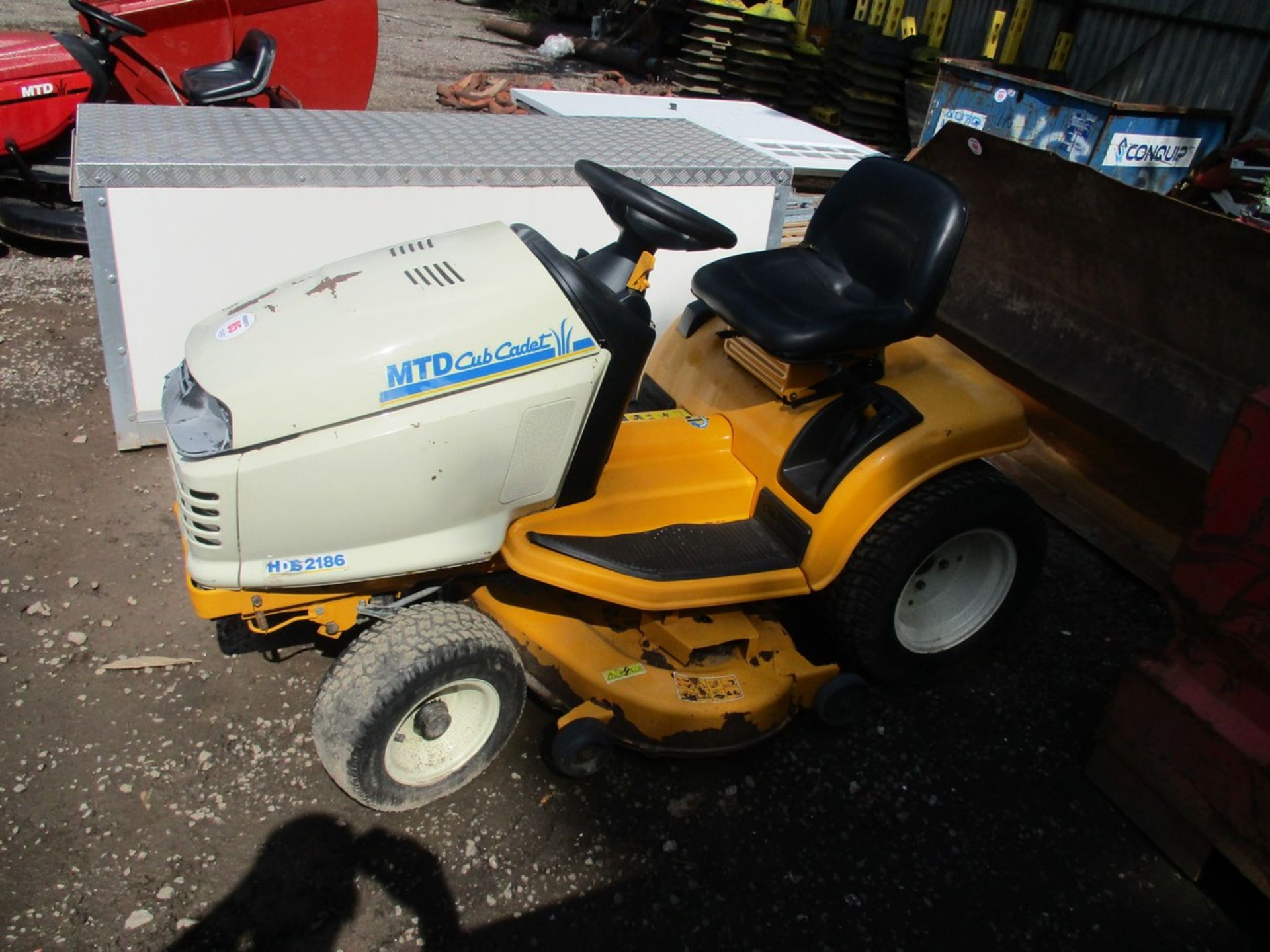 CUB CADET MID MOUNTED MOWER