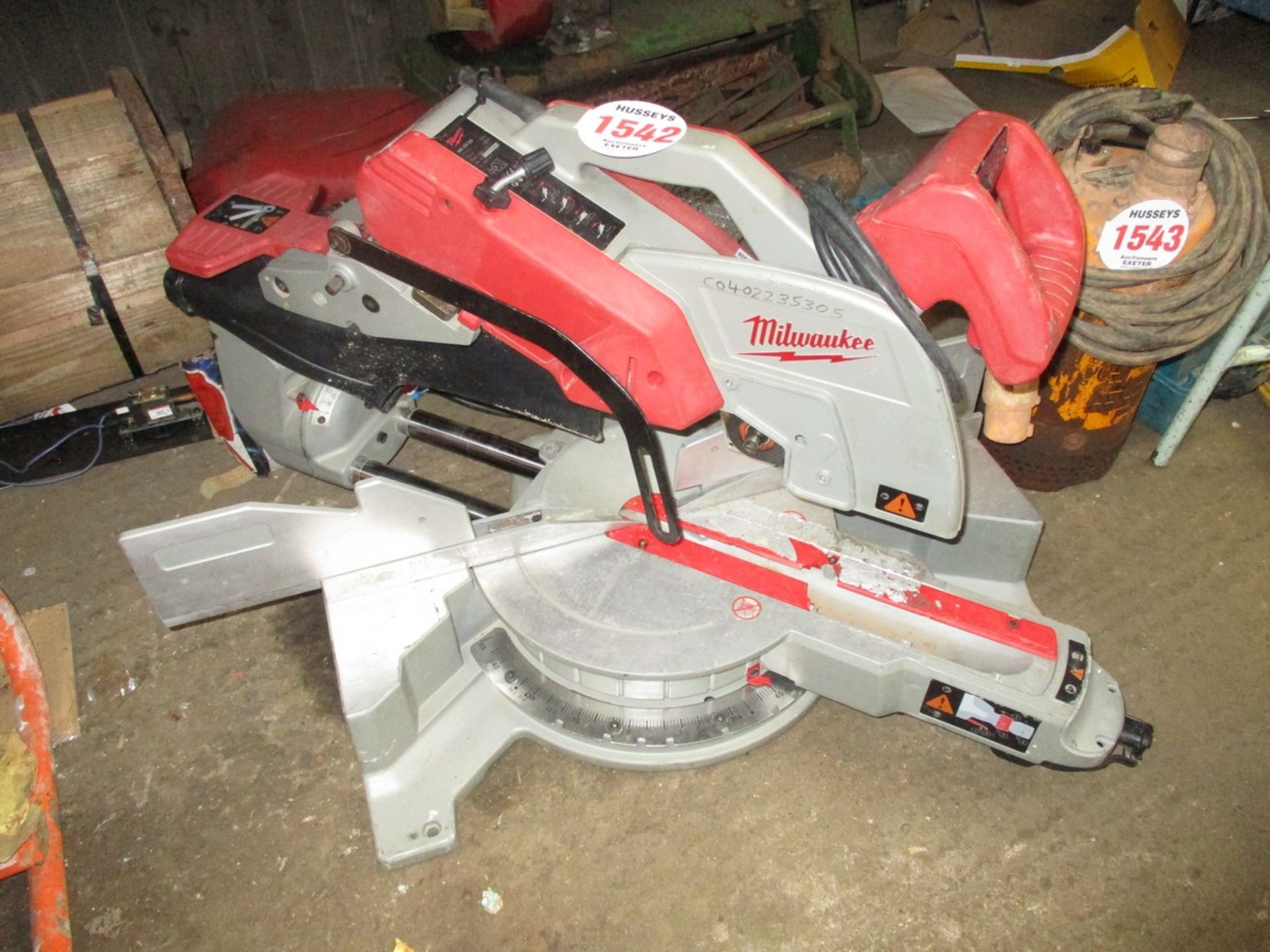 MILWAUKEE MITRE SAW