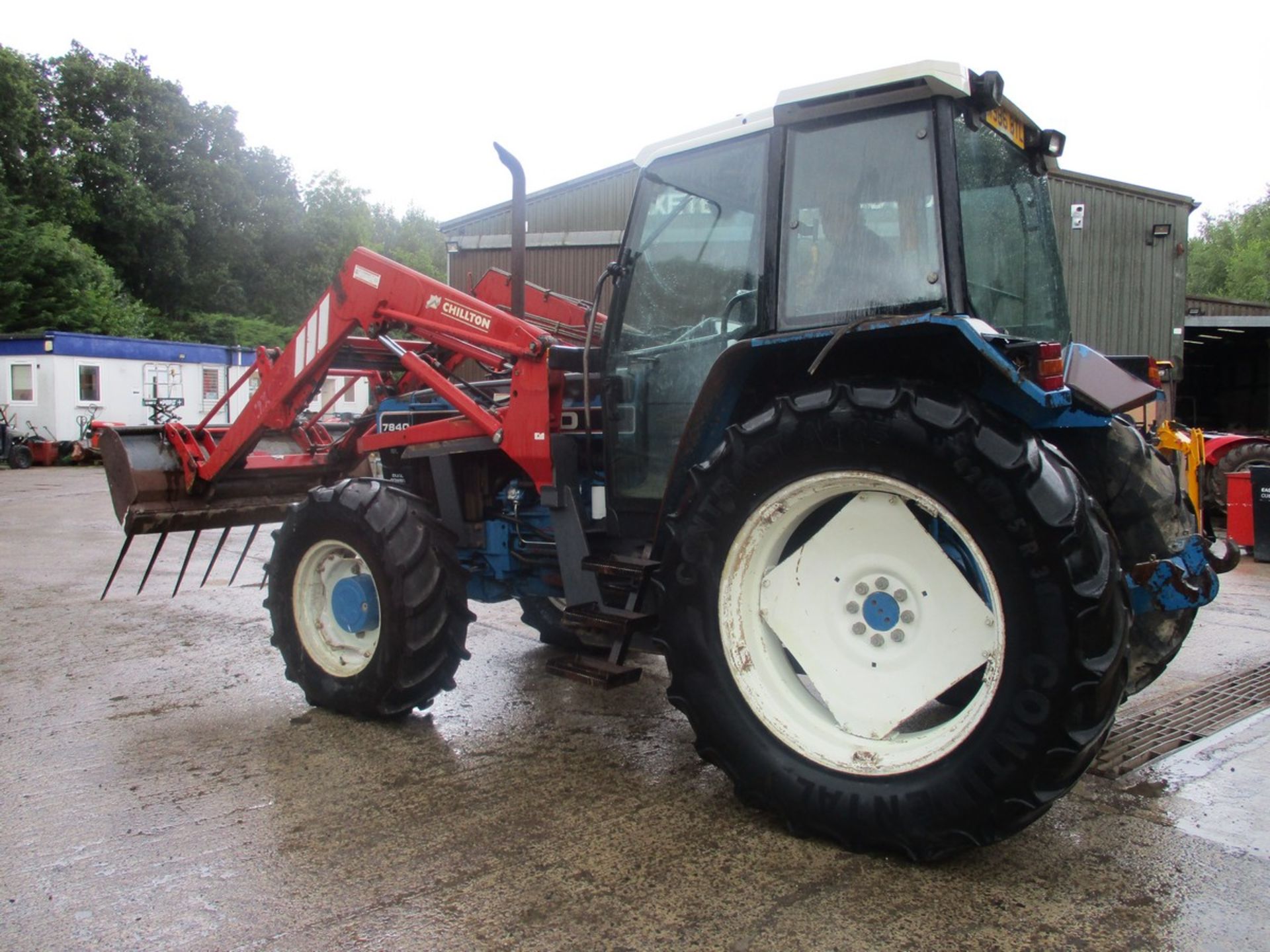 FORD 7840 4WD TRACTOR C/W CHILTON MX6000 LOADER M996BTL 7351HRS - Image 4 of 10