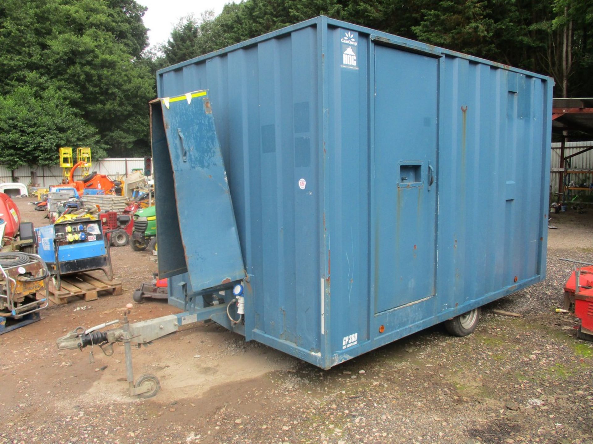 GROUNDHOG GP360 WELFARE UNIT C.W DIESEL 6KVA GENERATOR, WC & KITCHEN/RESTROOM (TOWED IN, RMP) - Image 2 of 7