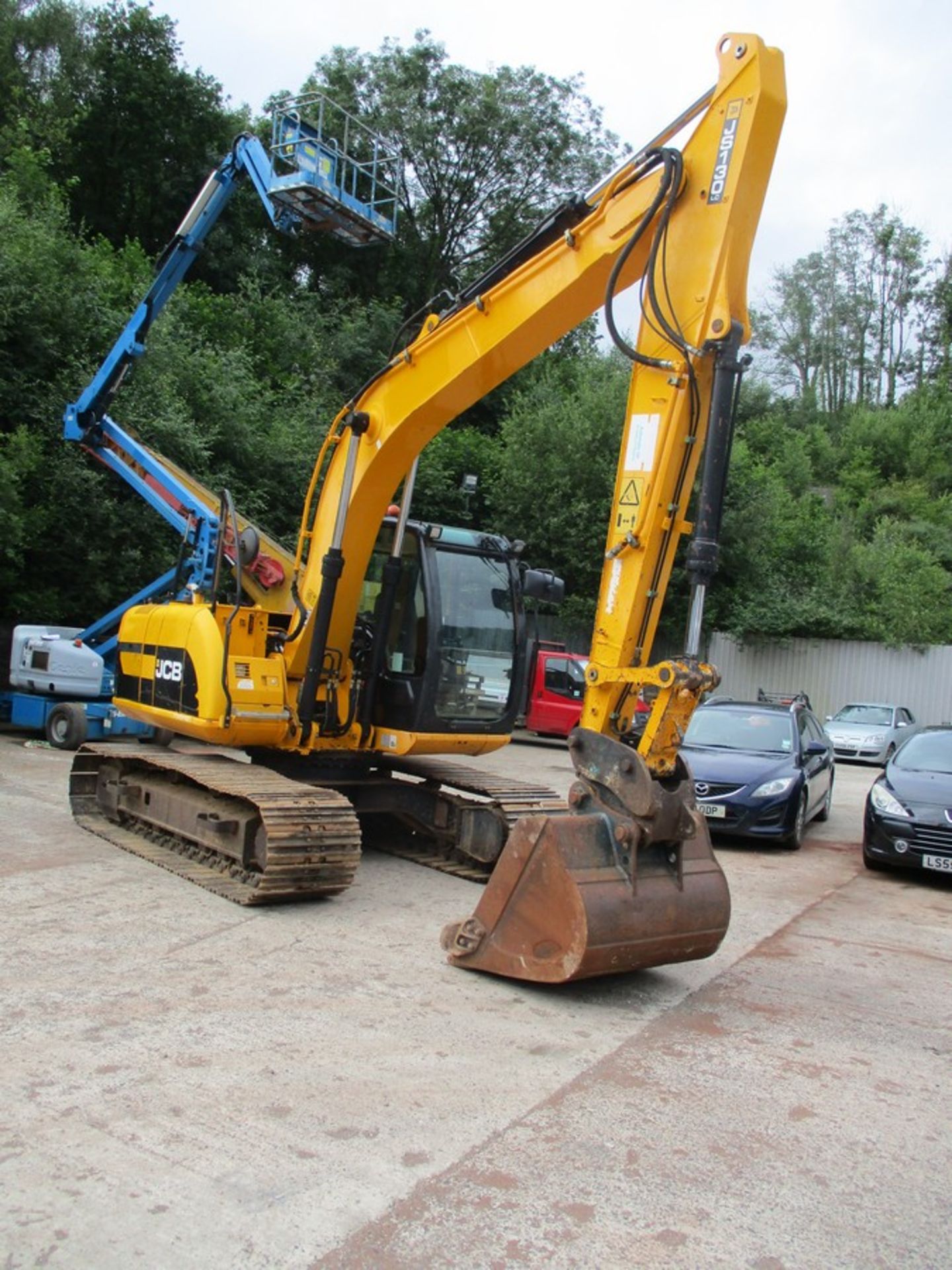 JCB JS130 EXCAVATOR 2011 C/W 1 BUCKET - Image 8 of 8