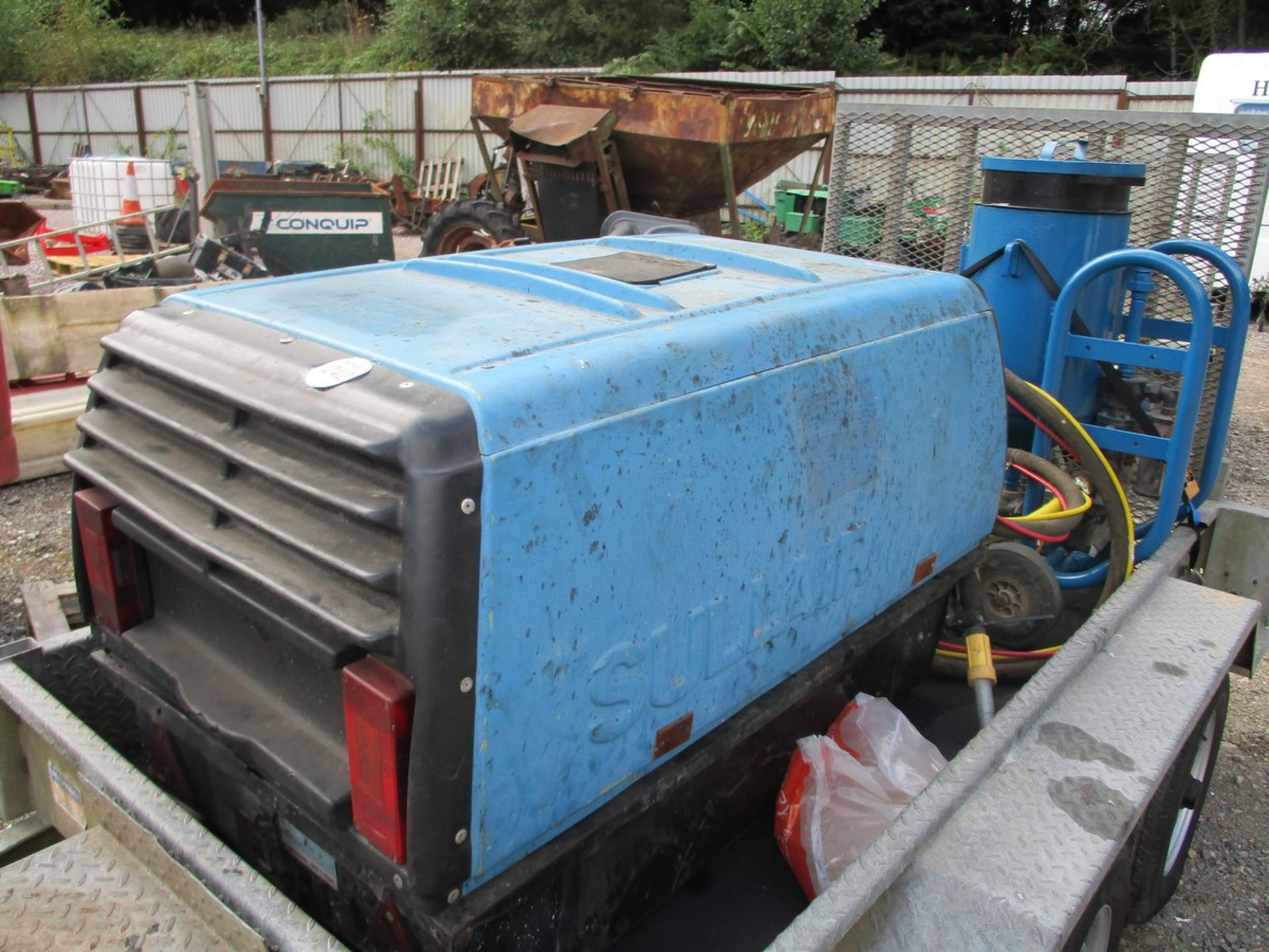 INDESPENSION TRAILER C/W SAND BLASTING SET UP COMPRESSOR - Image 3 of 7