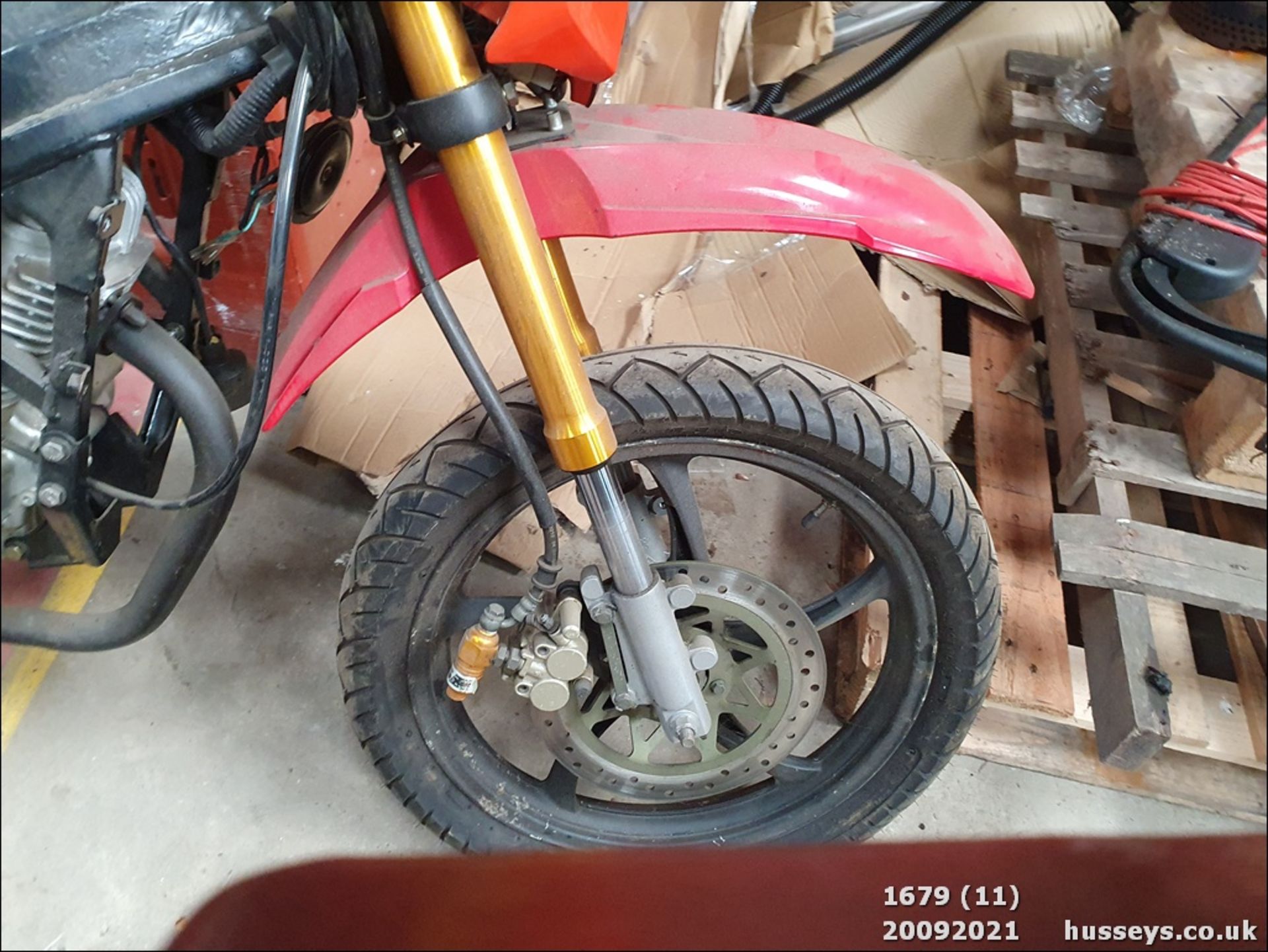 MOTORBIKE - Image 12 of 22