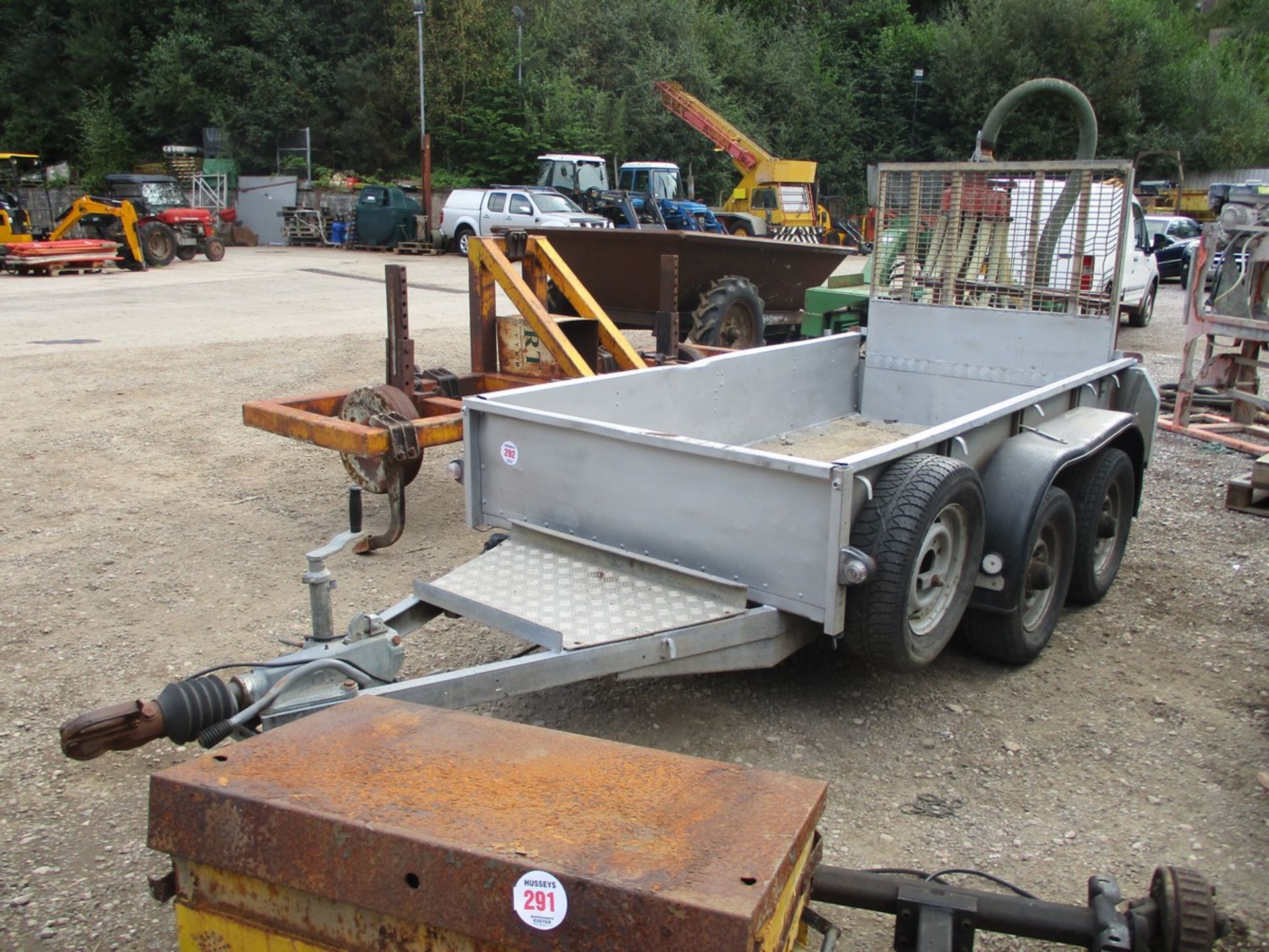 TWIN AXLE PLANT TRAILER