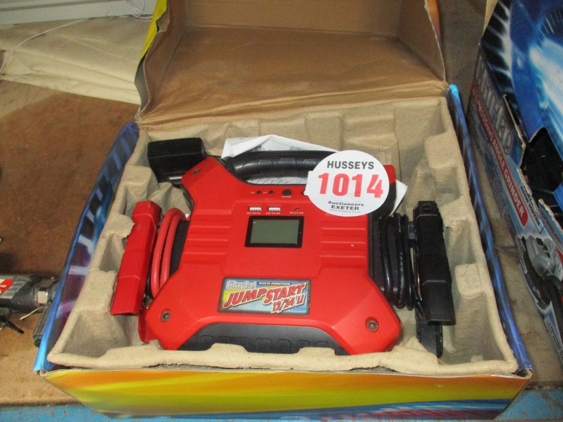 12/24 VOLT JUMP STARTER