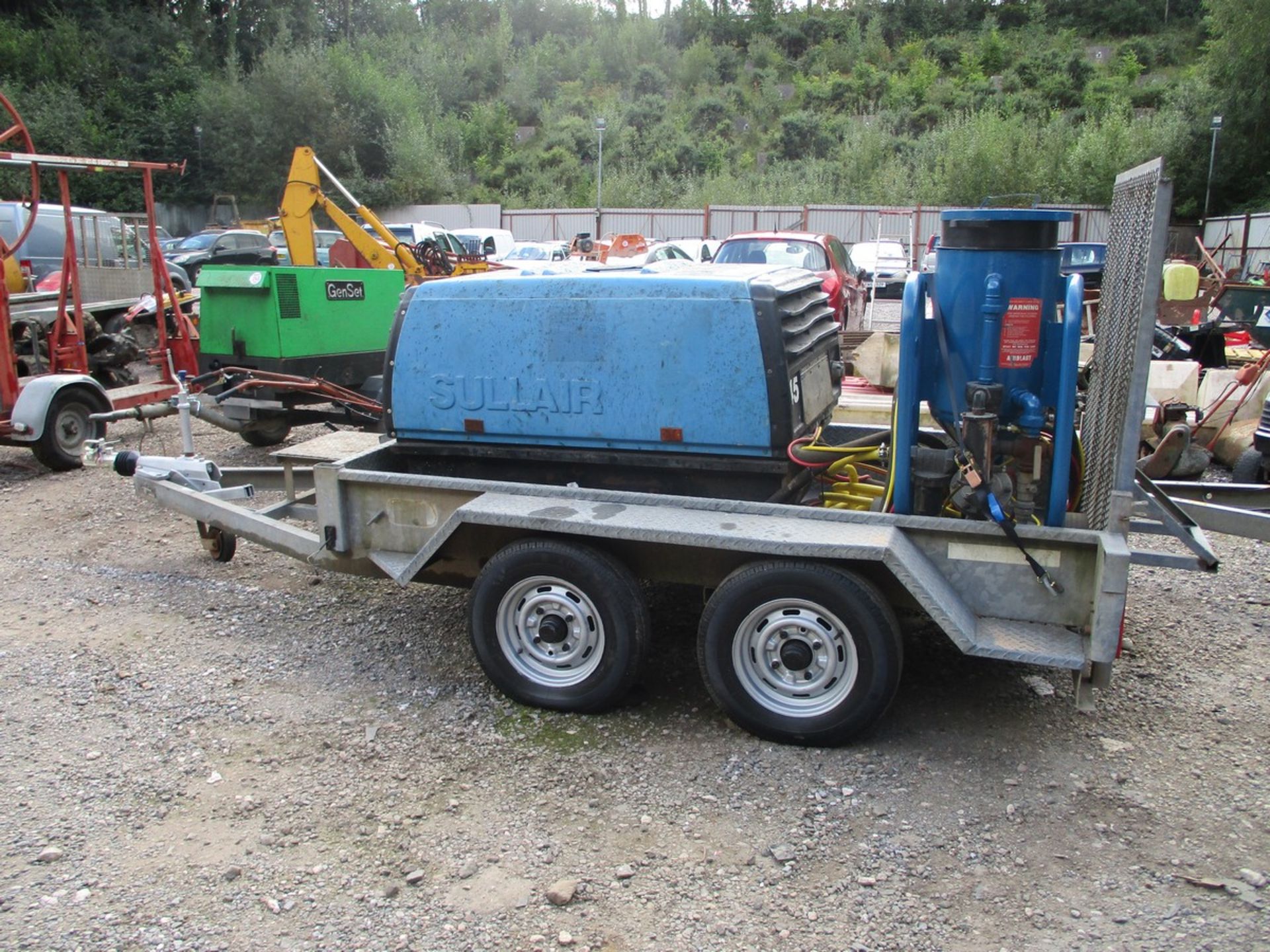 INDESPENSION TRAILER C/W SAND BLASTING SET UP COMPRESSOR - Image 2 of 7