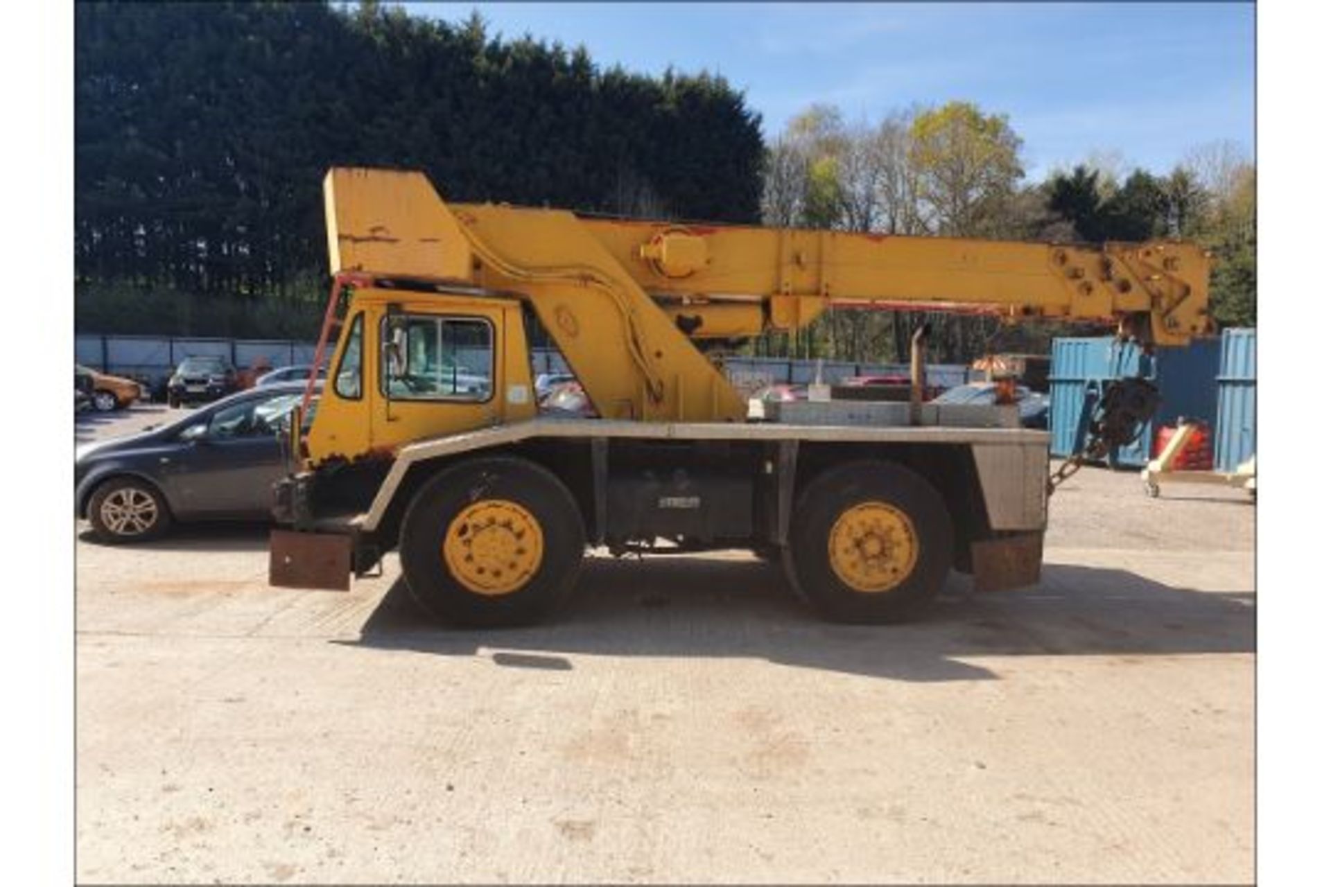 12 TON GROVE CRANE H801BGW - Image 4 of 17