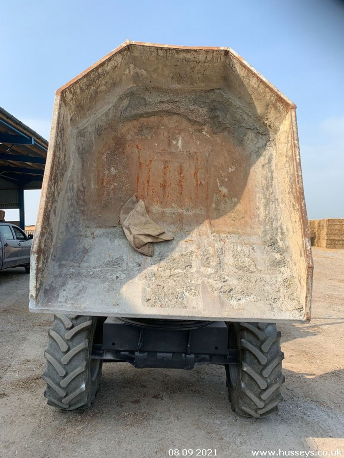 TEREX 6 TON SWIVEL SKIP DUMPER 2001 - Image 7 of 13