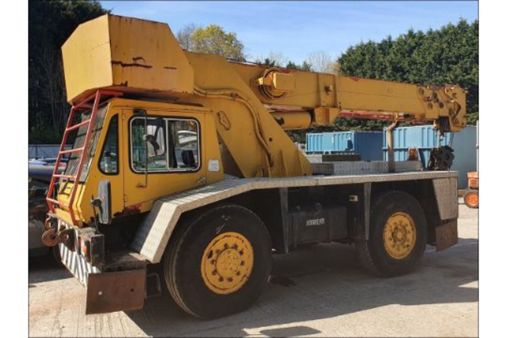 12 TON GROVE CRANE H801BGW