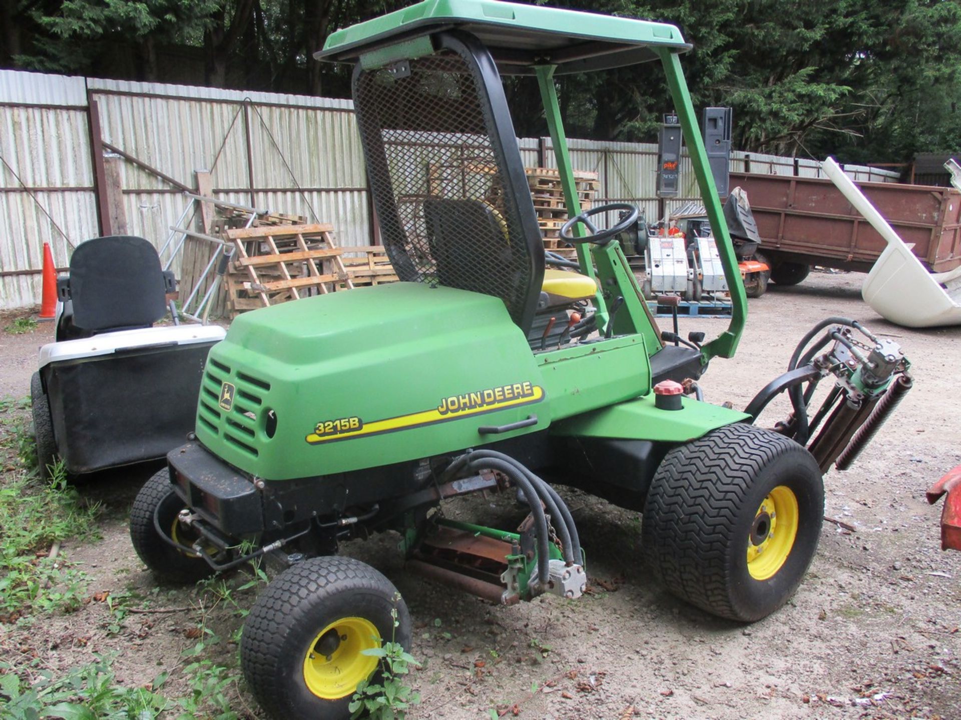 JOHN DEERE 3125B GANG MOWER - Image 3 of 4