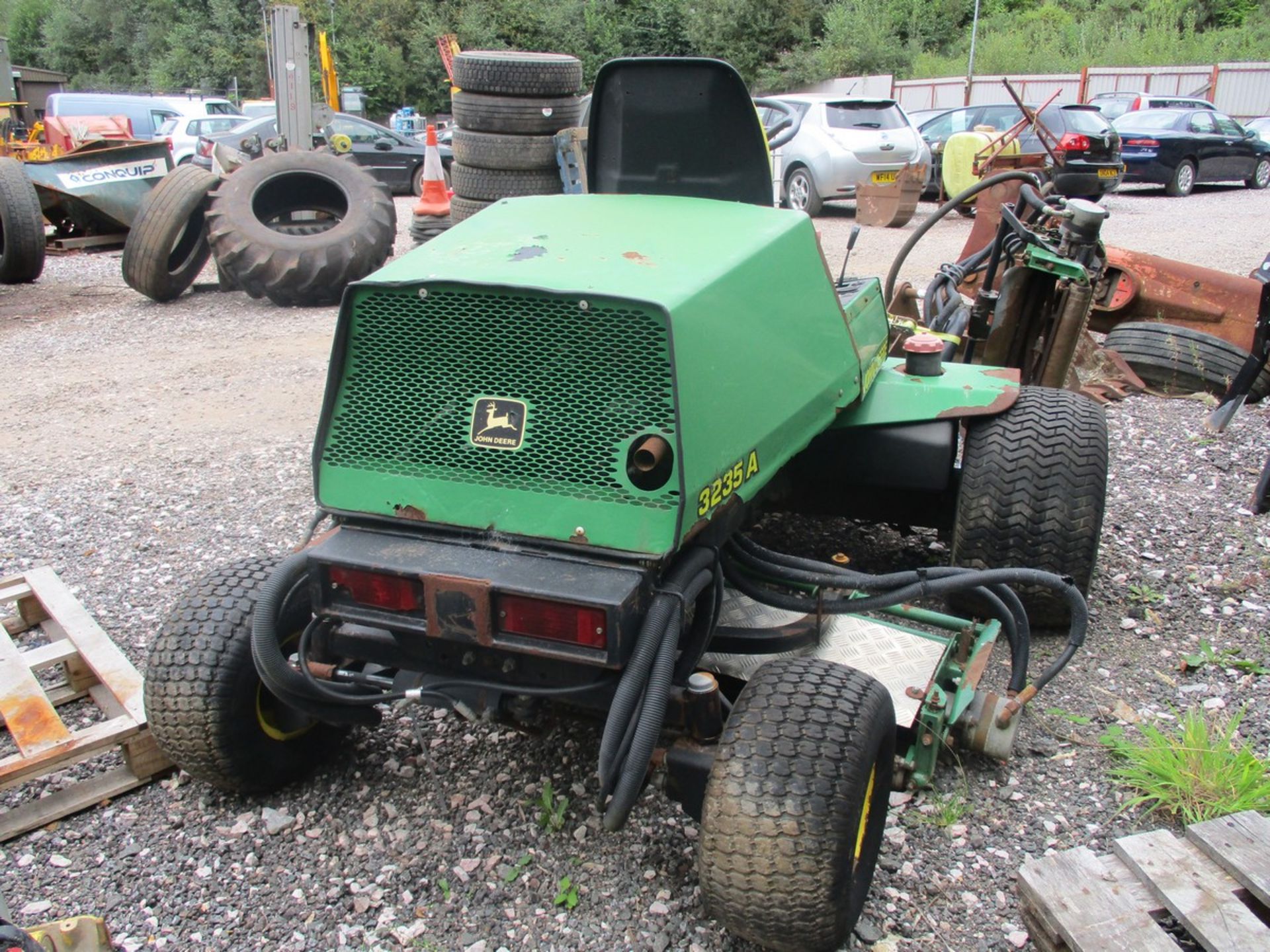 JOHN DEERE 3235A MOWER - Image 3 of 6