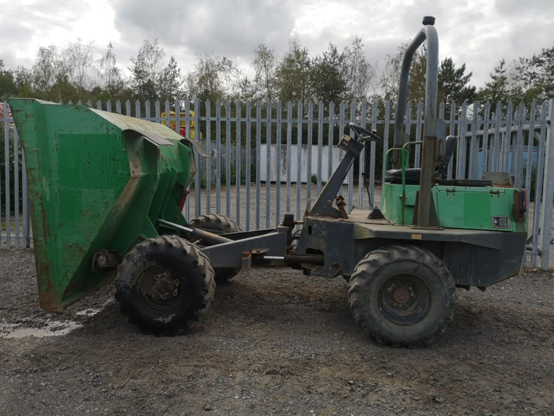 BENFORD 3 TON DUMPER 2008 MANUAL GEARBOX KUBOTA DIESEL ENGINE RDT - Image 3 of 7