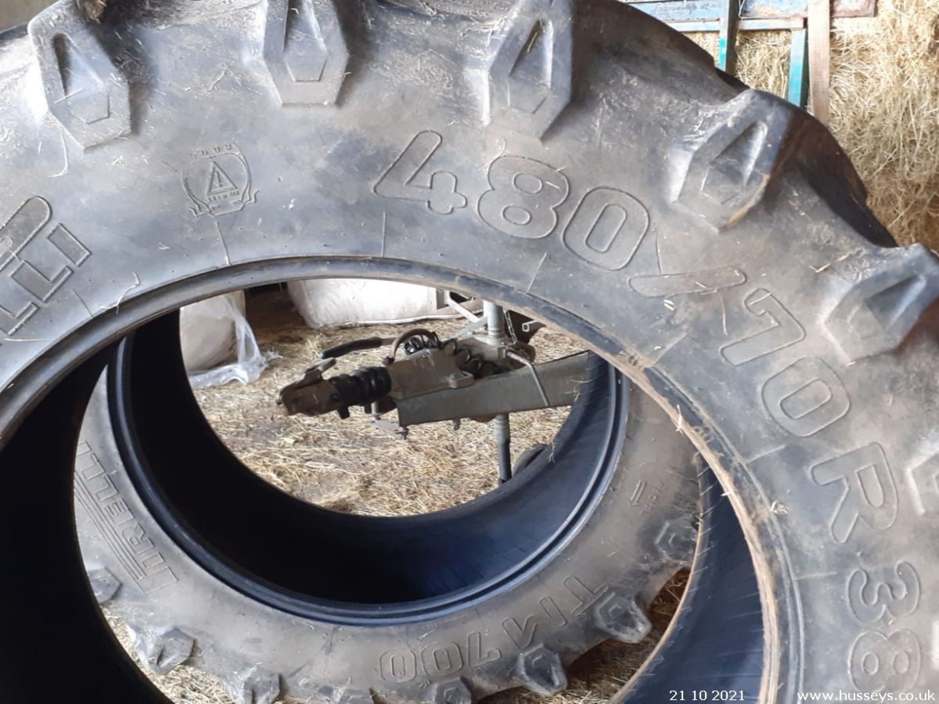 PAIR OF TRACTOR TYRES 480/70R38 - Image 7 of 8