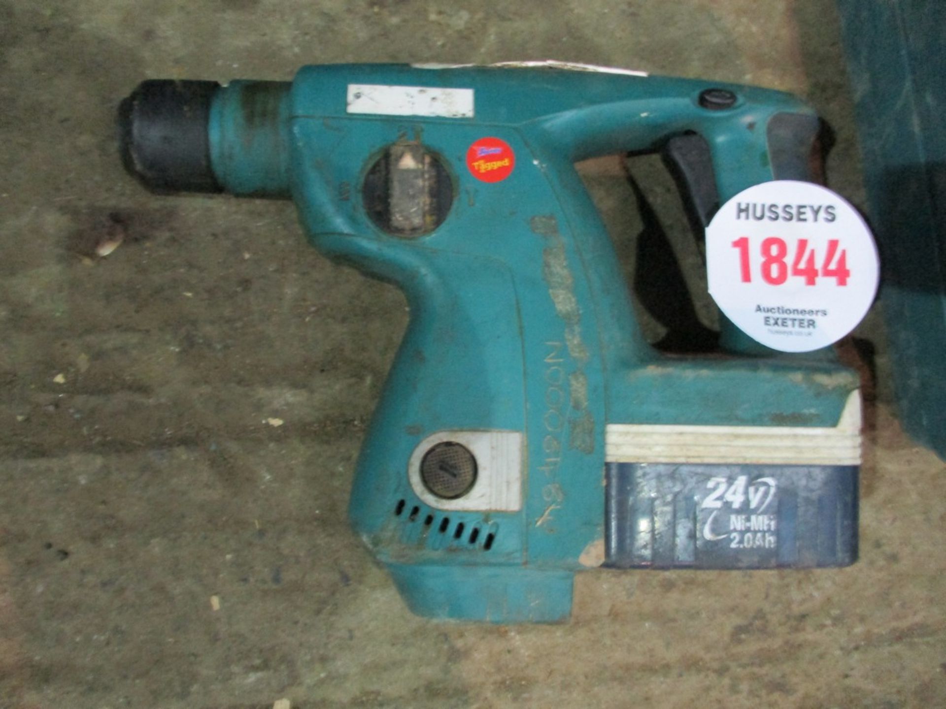 CORDLESS MAKITA HAMMER DRILL