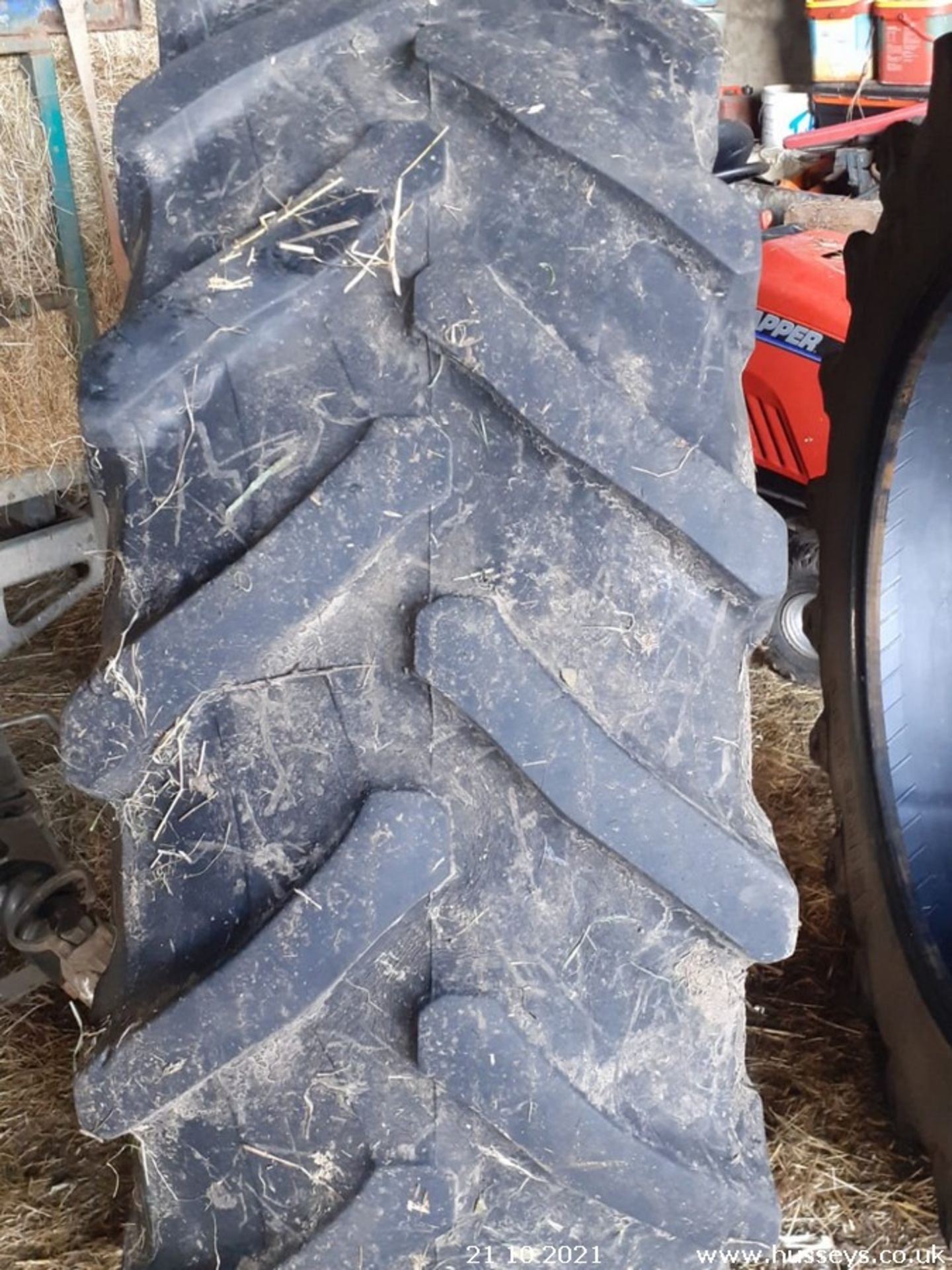 PAIR OF TRACTOR TYRES 480/70R38 - Image 3 of 8