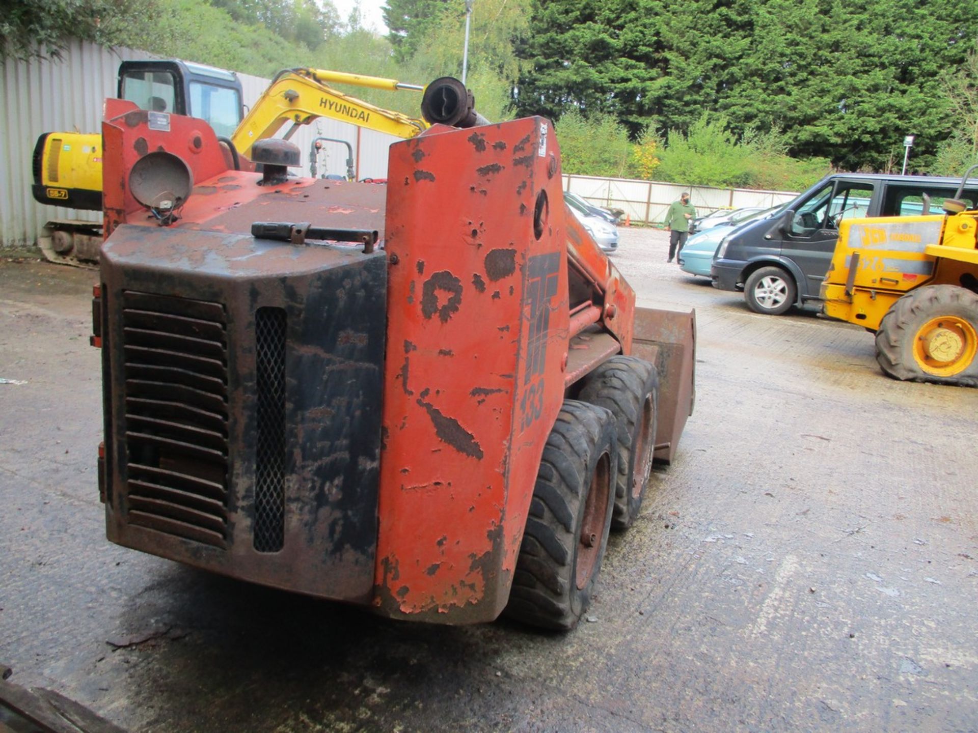 THOMAS 133 SKIDSTEER (DRIVEN IN) - Image 3 of 6