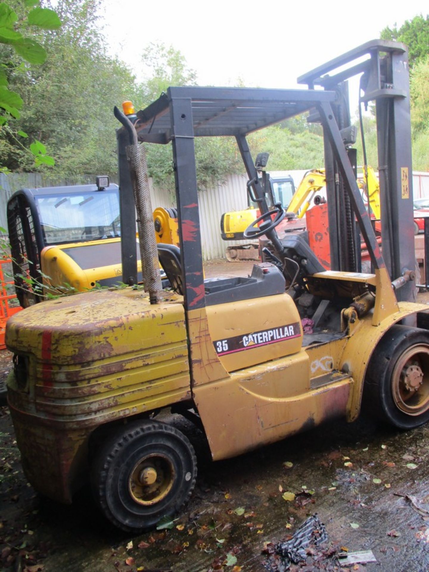 CAT 3.5 TON DIESEL FORKLIFT (DRIVEN IN) - Image 4 of 6