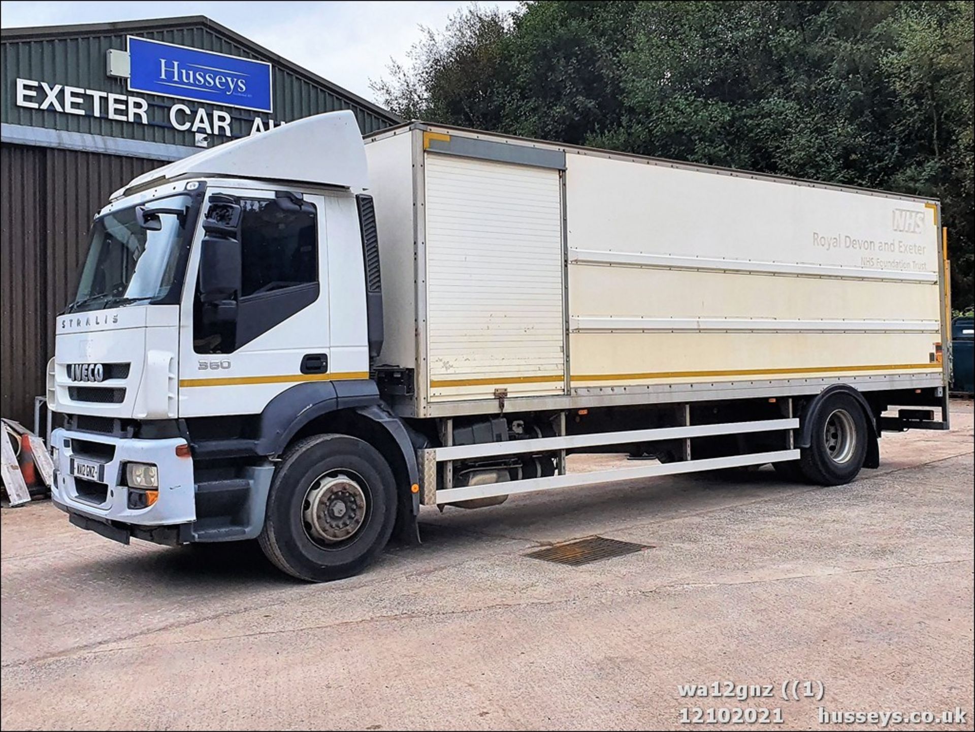 12/12 IVECO STRALIS - 7790cc 2dr (White, 643k)