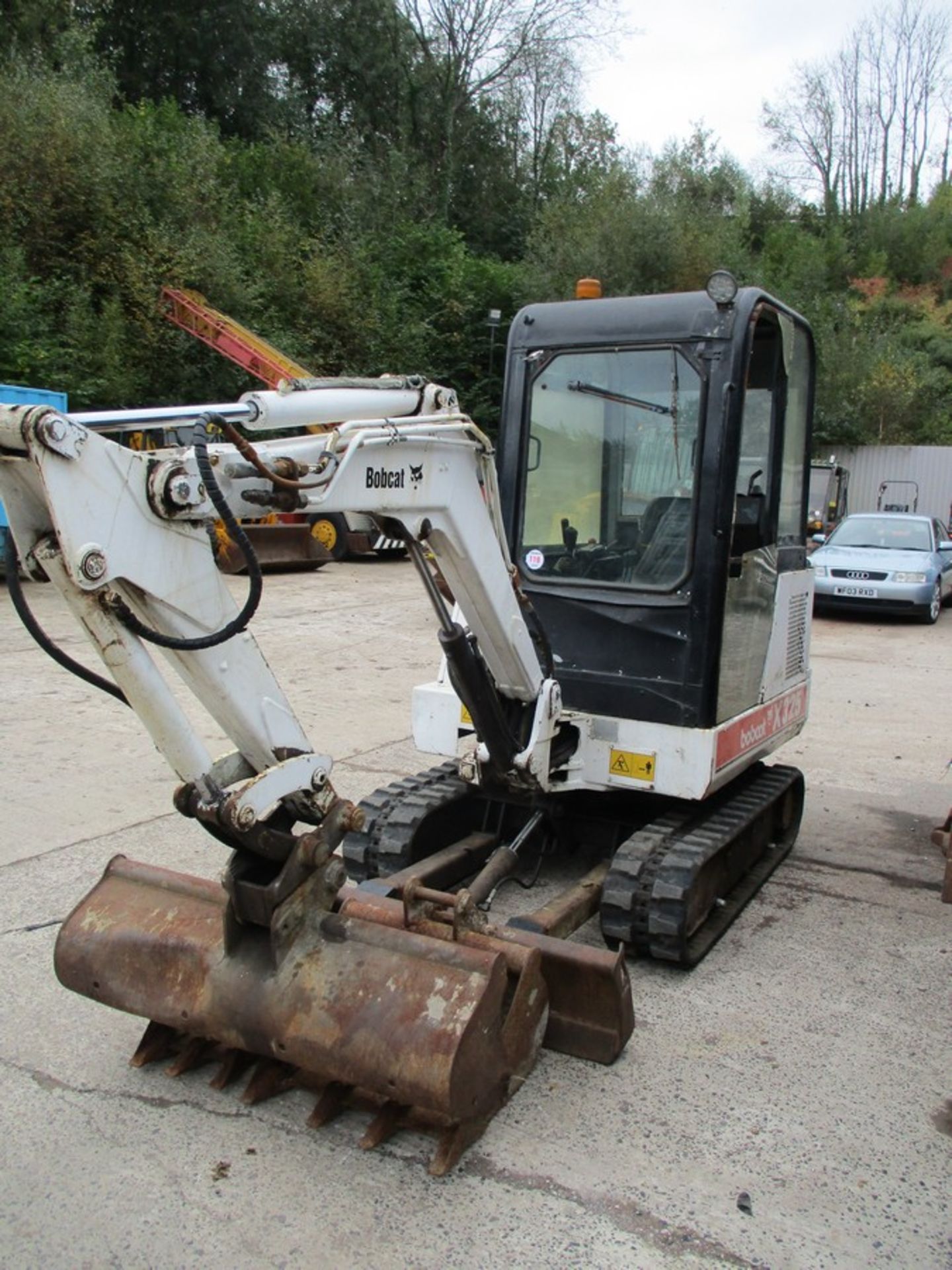 BOBCAT X325 DIGGER C.W 3 BUCKETS - Image 6 of 6