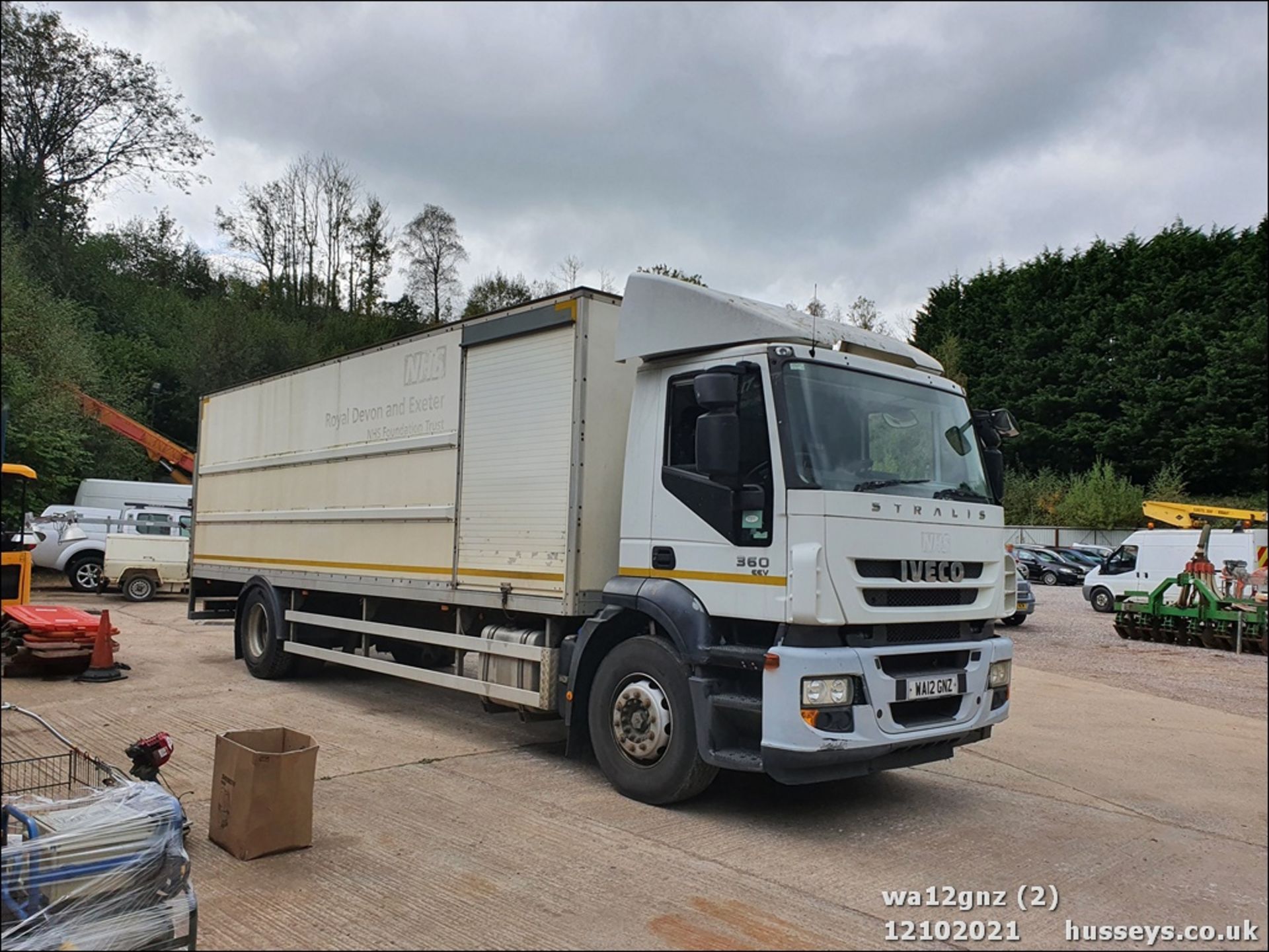 12/12 IVECO STRALIS - 7790cc 2dr (White, 643k) - Image 6 of 17