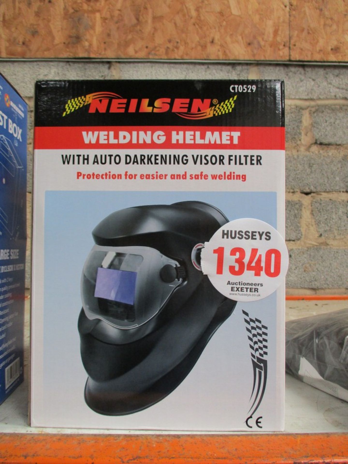 WELDING HELMET