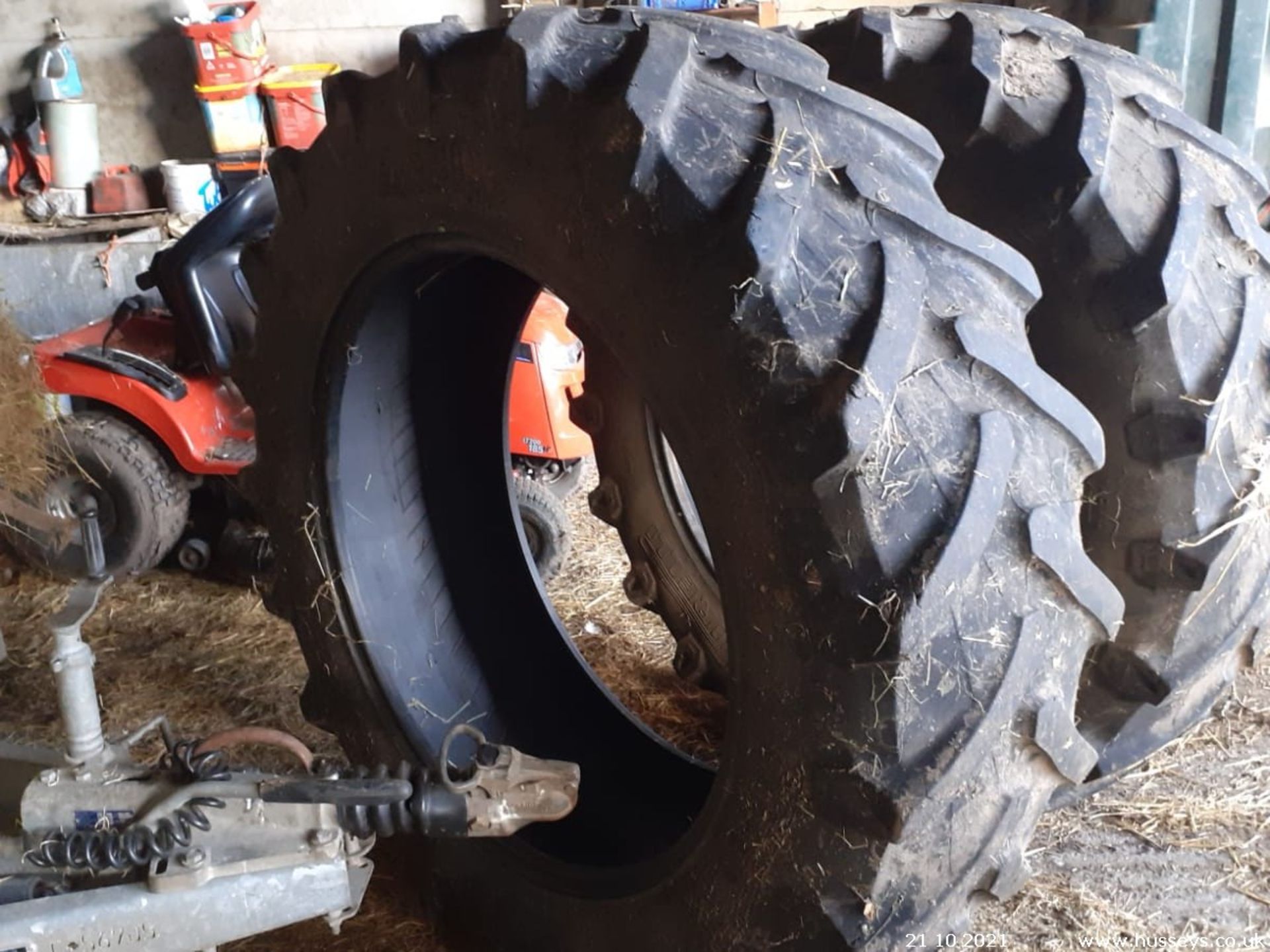 PAIR OF TRACTOR TYRES 480/70R38 - Image 2 of 8