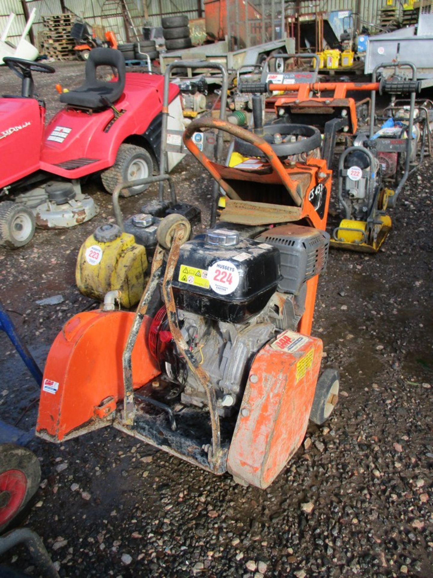 CLIPPER CS451 ROAD SAW