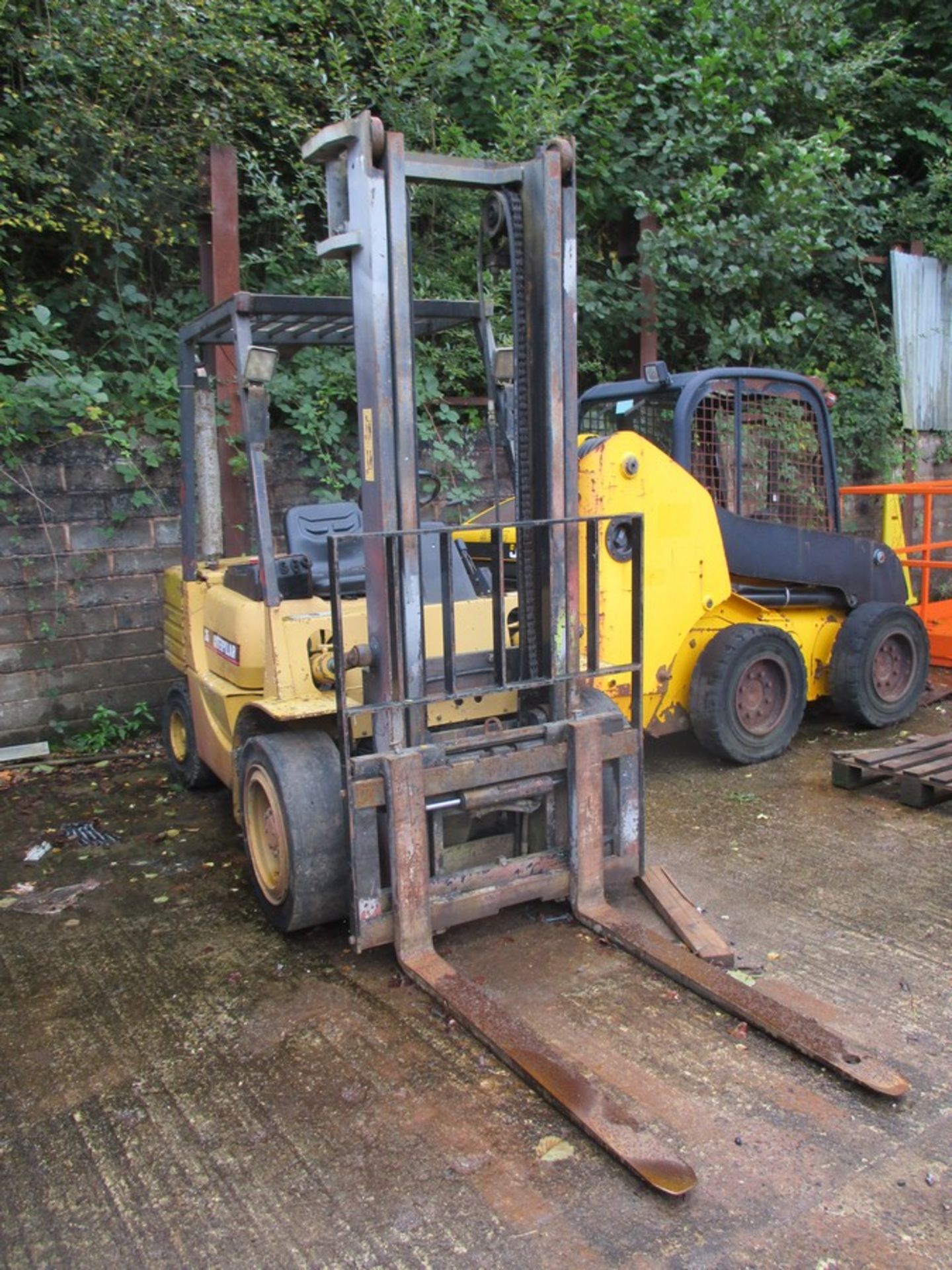 CAT 3.5 TON DIESEL FORKLIFT (DRIVEN IN) - Image 3 of 6