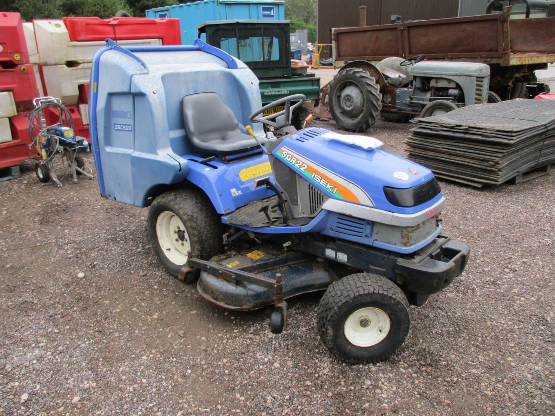 ISEKI SGR22 DIESEL MOWER C.W SBC500 COLLECTOR