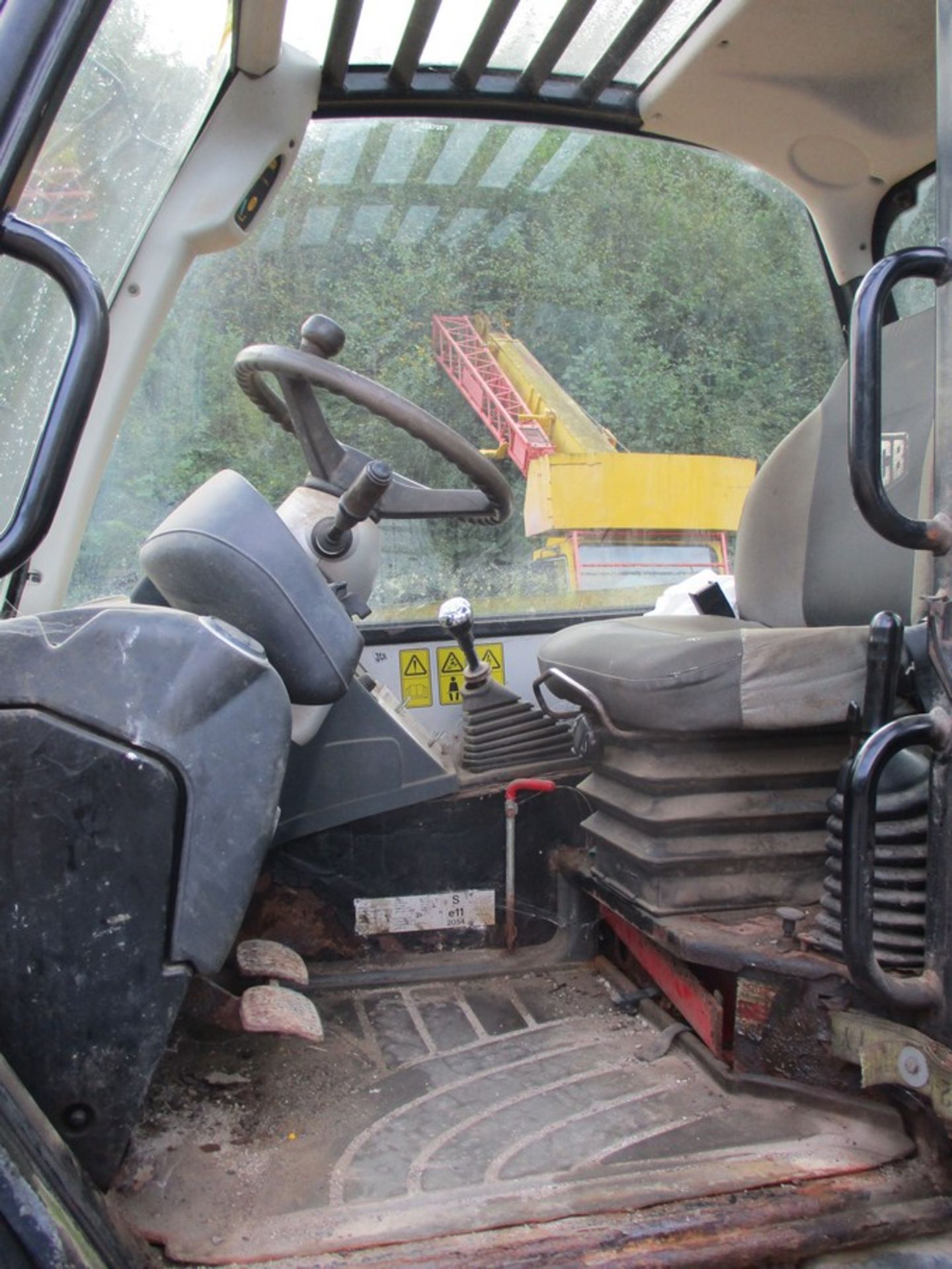 JCB 53070 TELEHANDLER C.W BUCKET & PALLET FORKS WX55 PGO (HOUR CLOCK NOT WORKING, NOISY WHEN - Image 7 of 8