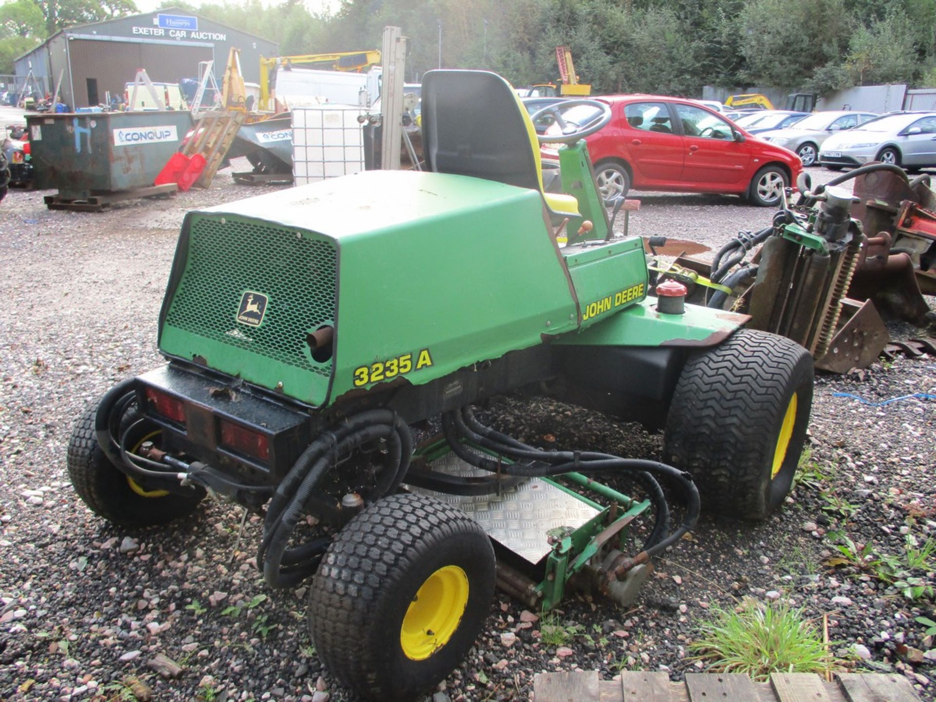 JOHN DEERE 3235A RIDE ON MOWER - Image 4 of 7