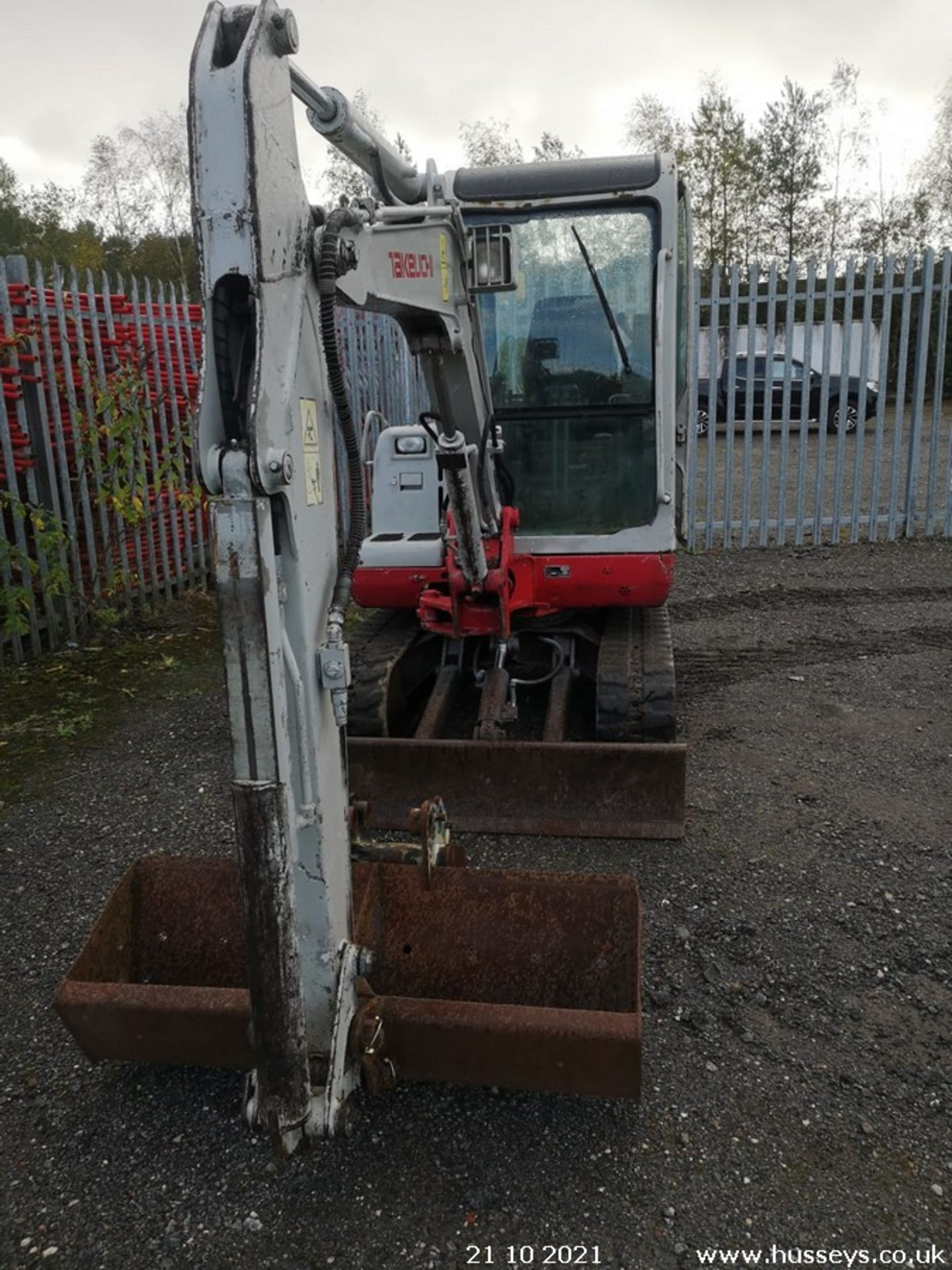 TAKEUCHI TB125 C.W 2 BUCKETS 2008 3360HRS RTD - Image 4 of 9