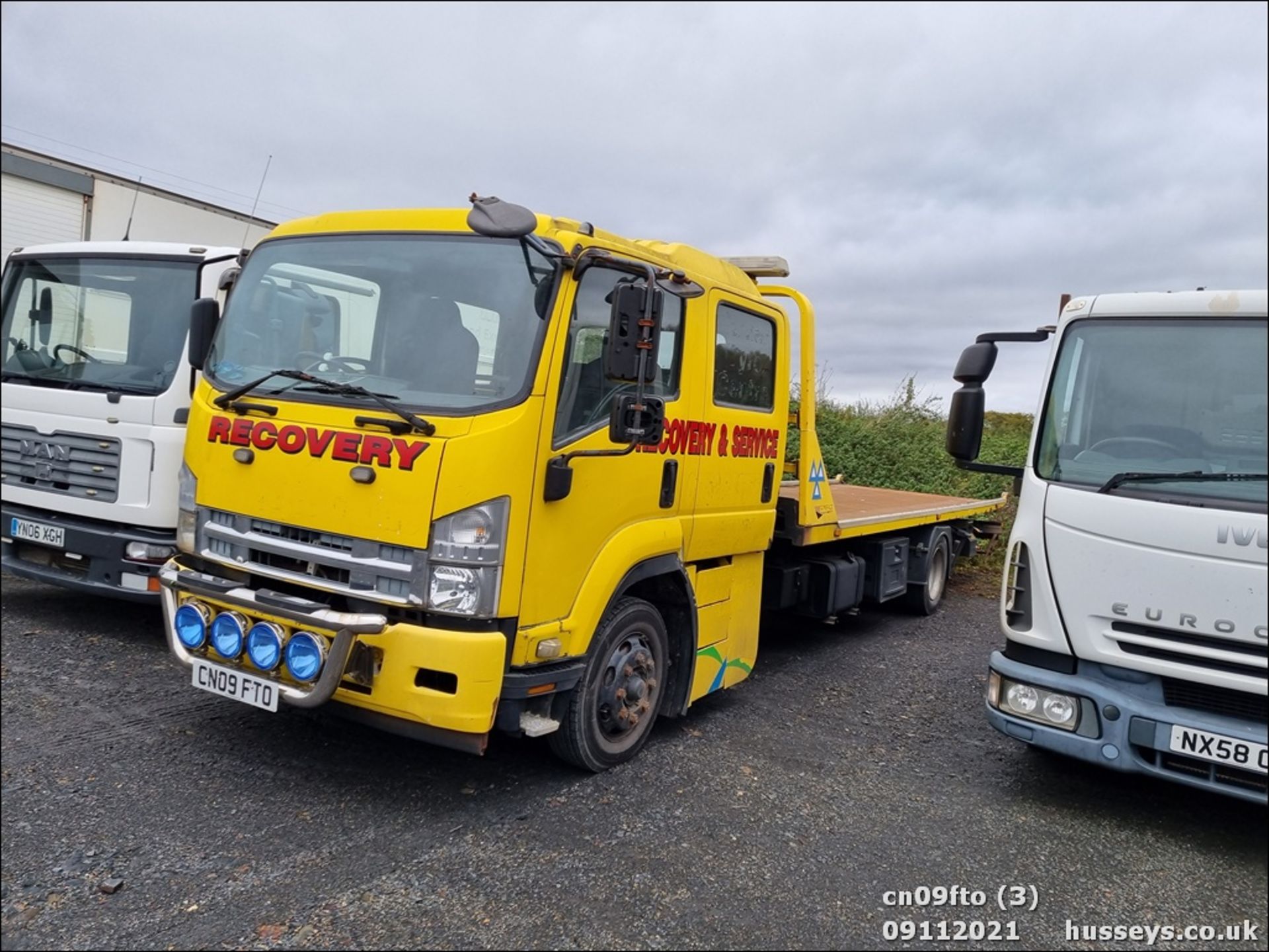 09/09 ISUZU TRUCKS FORWARD F120.240 - 7790cc Transporter (Yellow) - Image 3 of 20