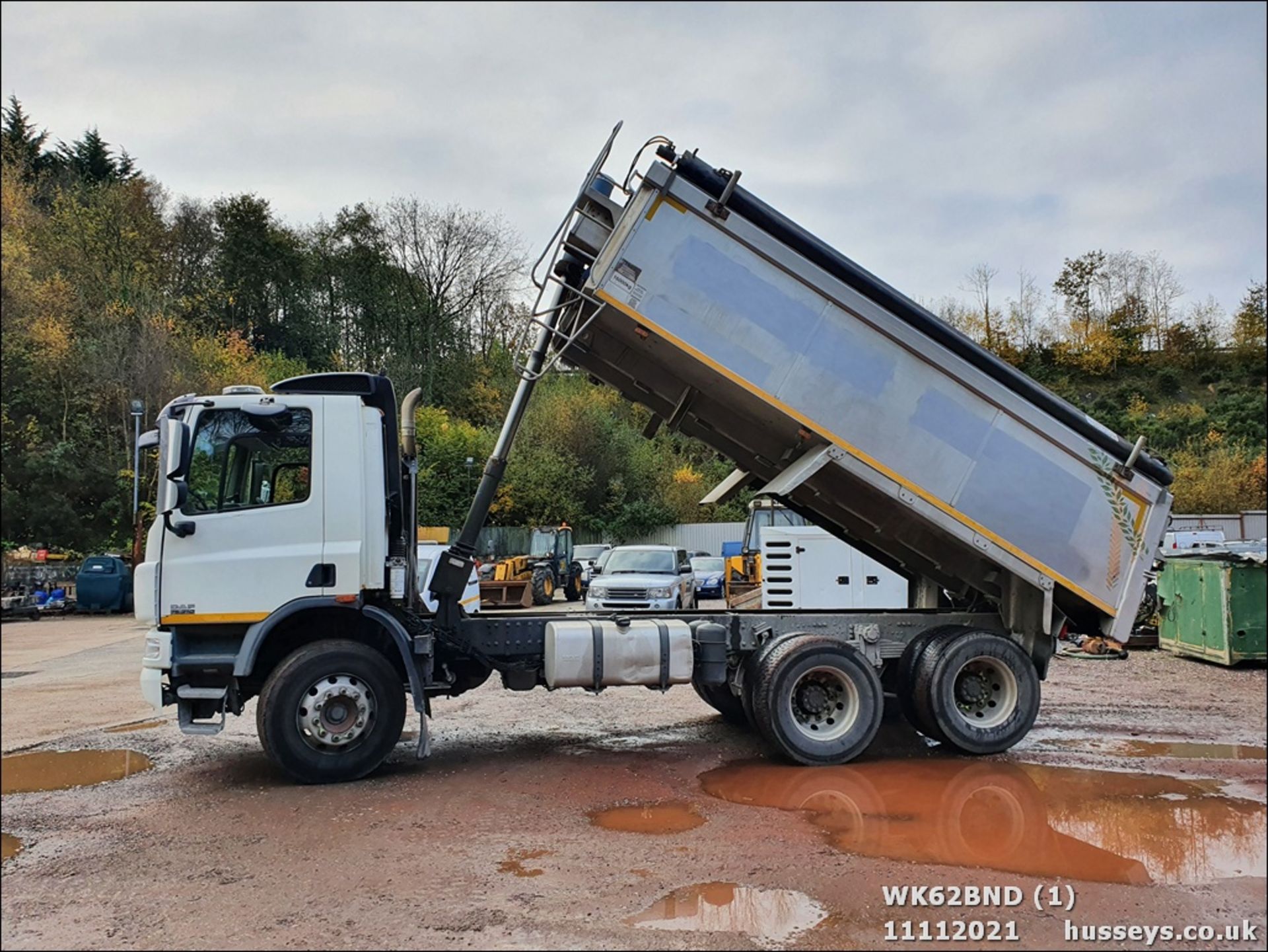 13/62 DAF TRUCKS CF - 9186cc 2dr Tipper (White, 381k)