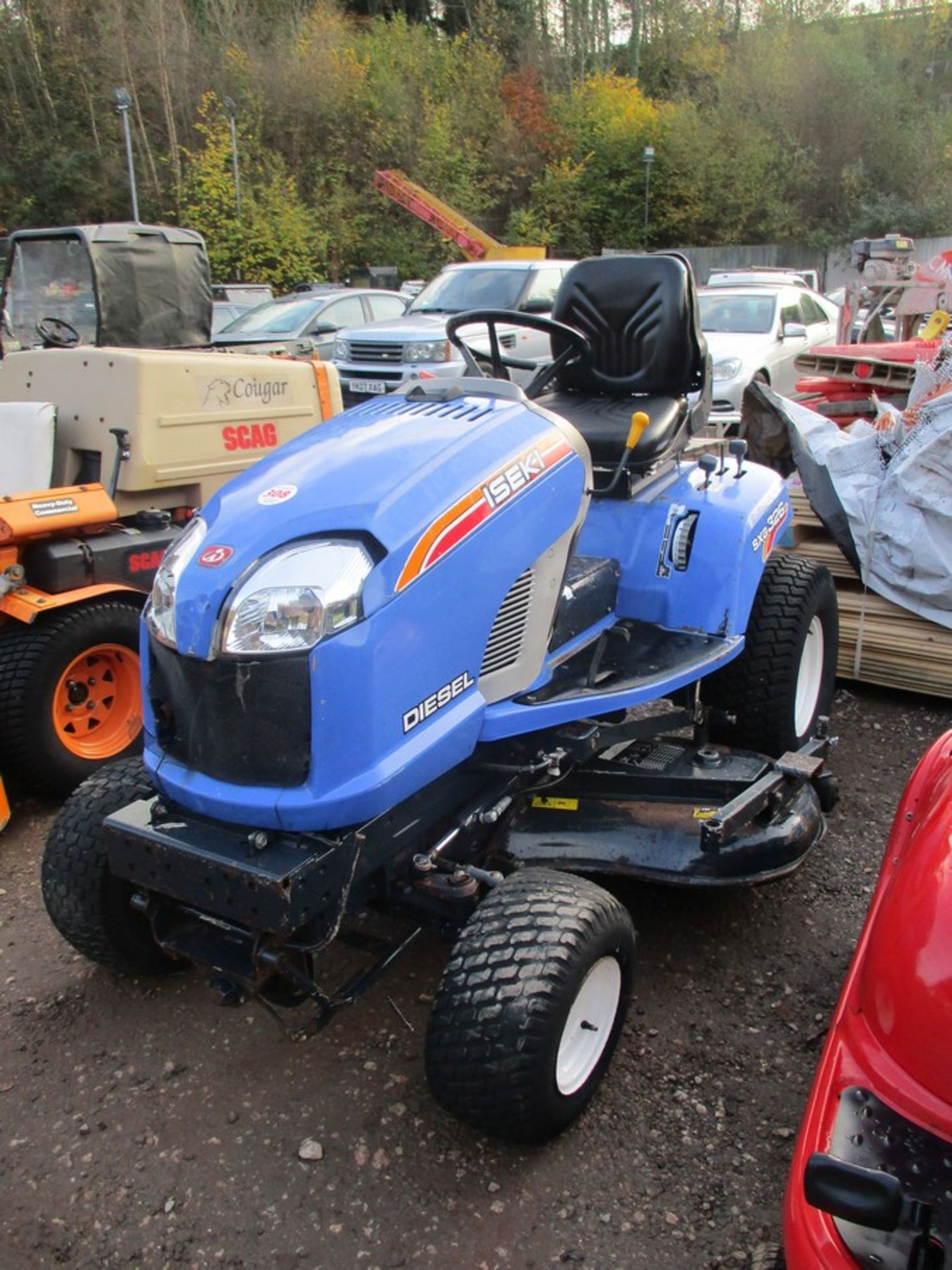 ISEKI SXG326 DIESEL RIDE ON MOWER