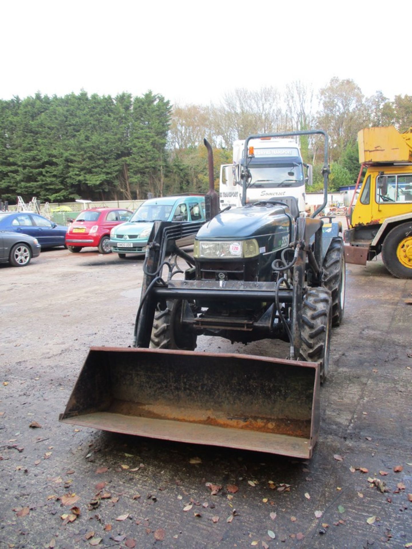 SHIRE 335 4X4 COMPACT TRACTOR C/W LOADER WK55 CGY C/W V5 - Image 4 of 11