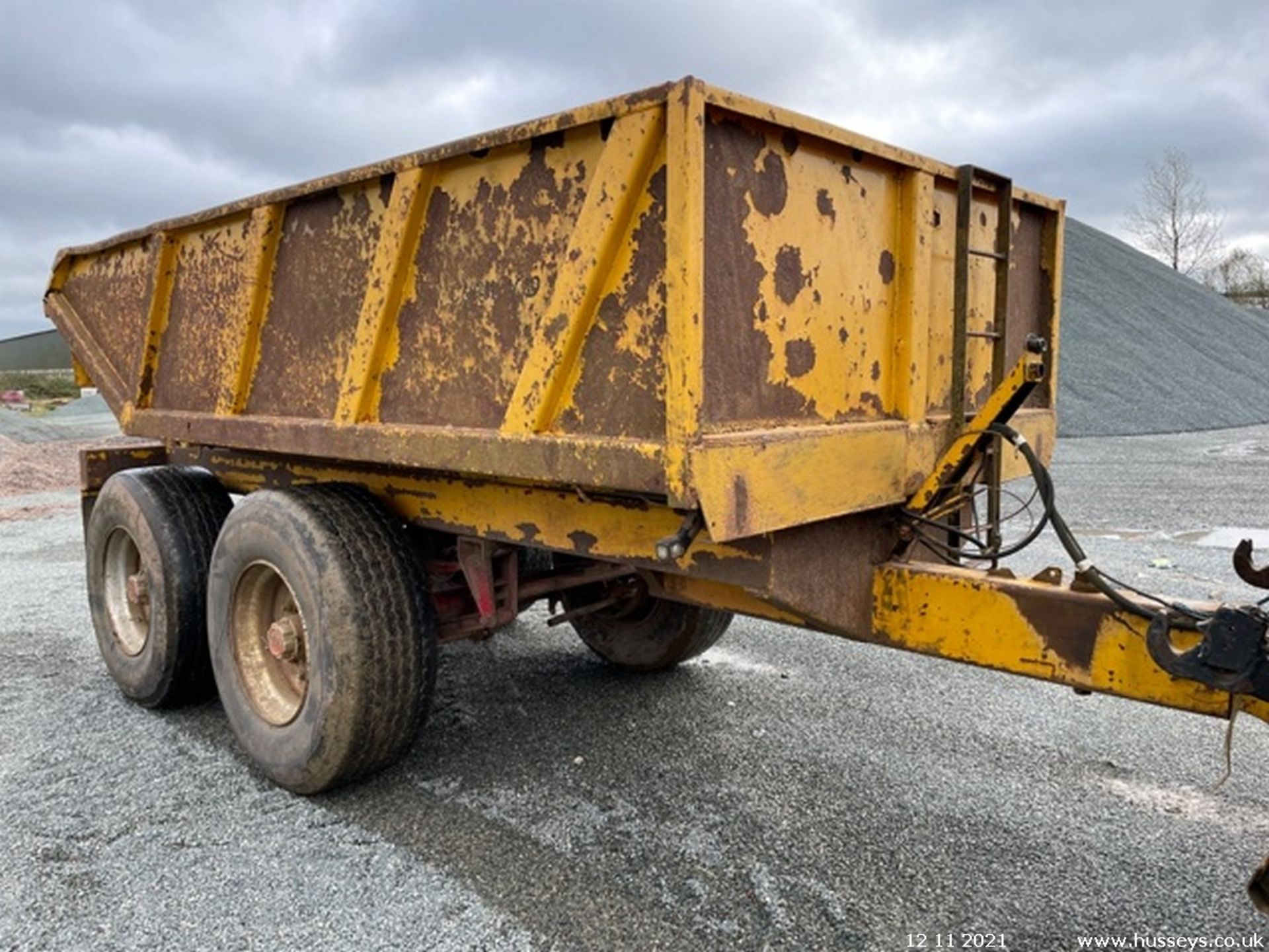 FRAZER 10 TON DUMP TRAILER