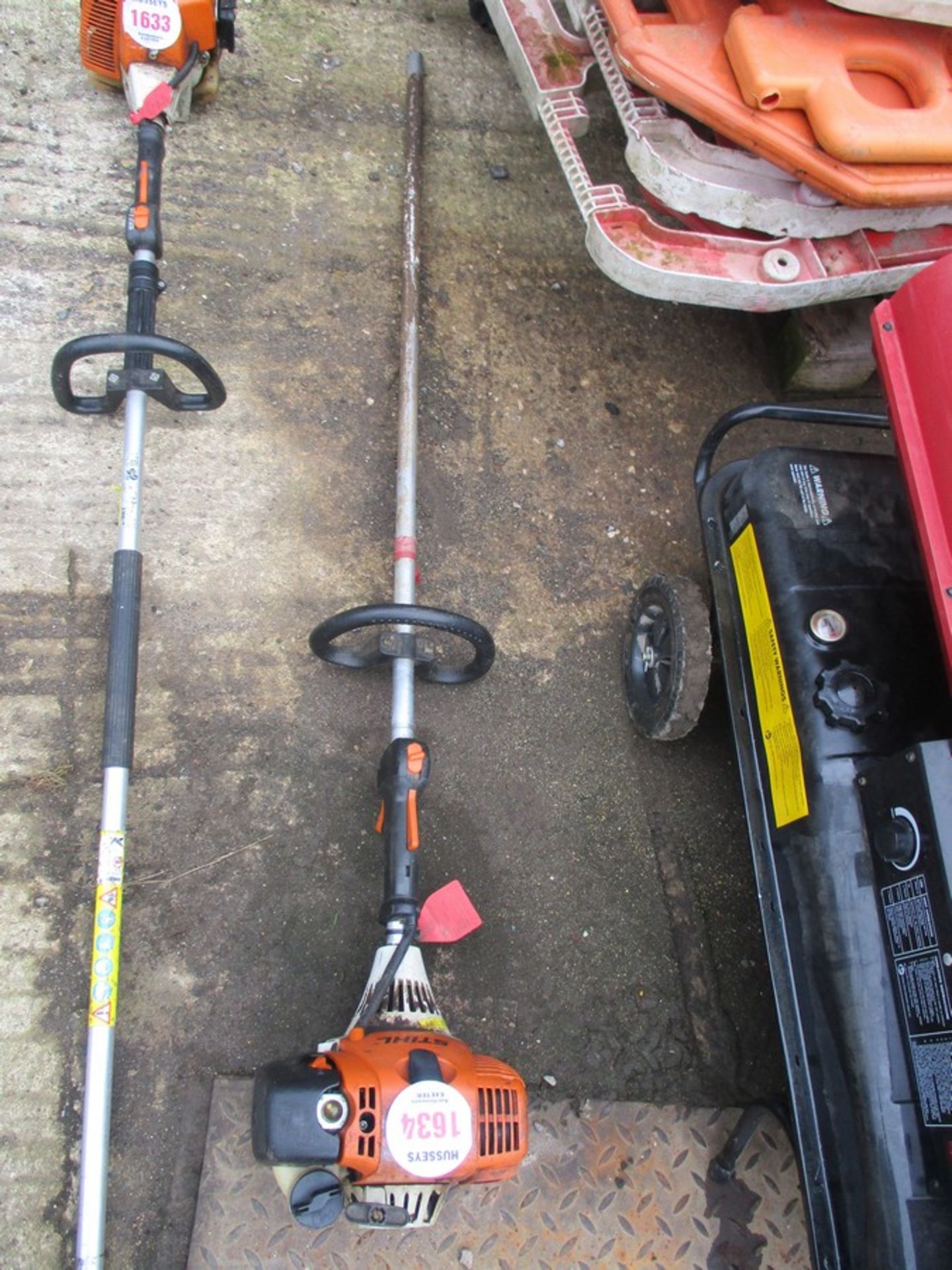 STIHL STRIMMER D240