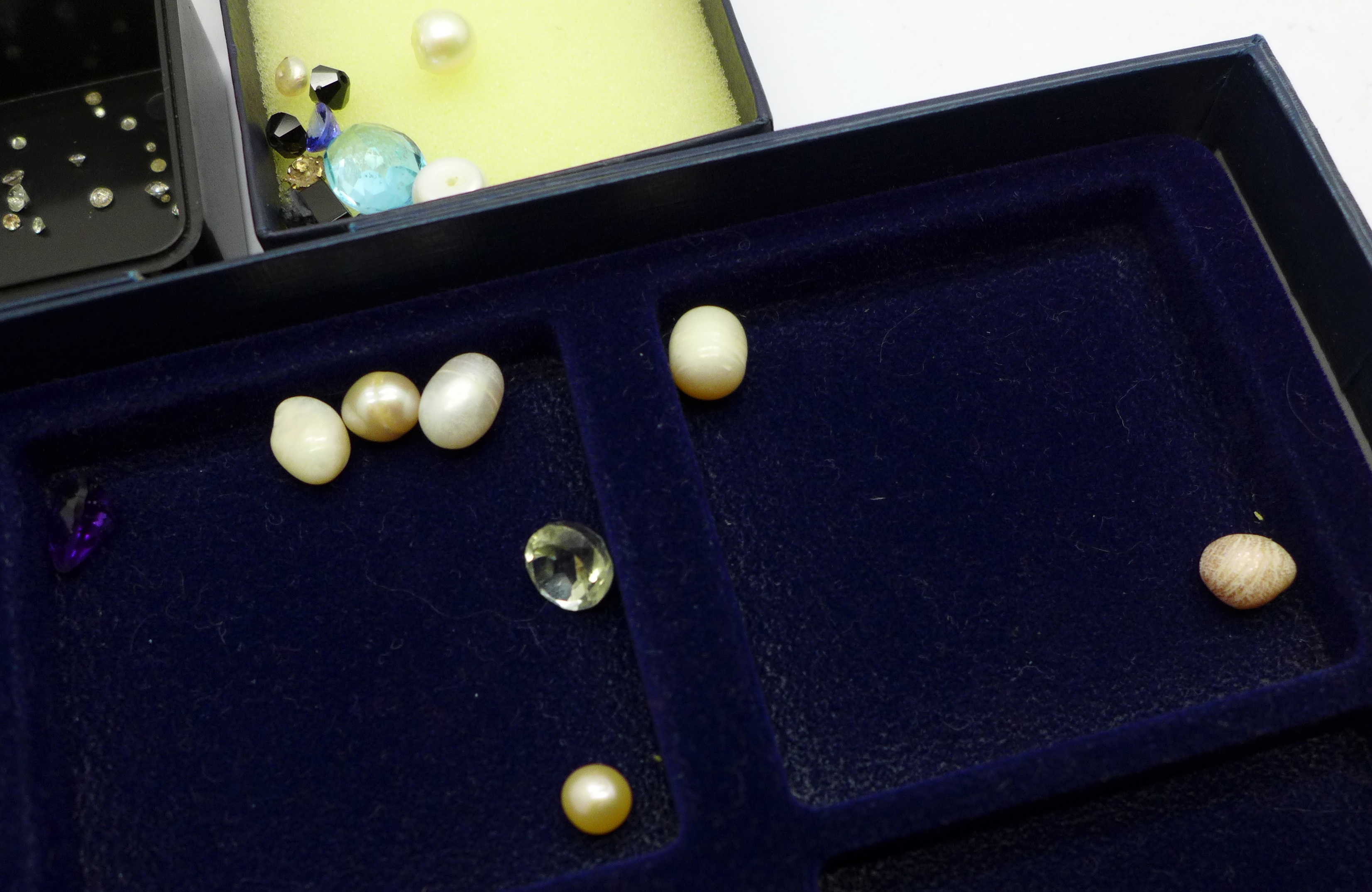 A collection gemstones, diamonds and pearls for remounting and repairs - Image 5 of 5