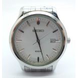 A gentleman's Seiko quartz wristwatch, 100m water resistant