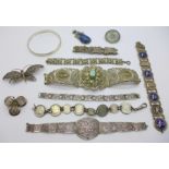 A collection of jewellery including filigree, some a/f