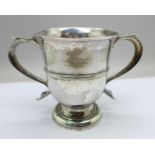 A George II silver loving cup, London 1752, 313g