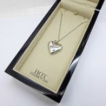 A 925 silver Hot Diamonds heart shaped locket and chain, with box